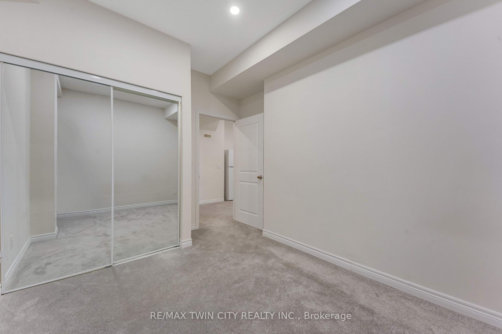 Photo 33 of 106 Haldimand Street, Kitchener, Huron Park — HOMEH