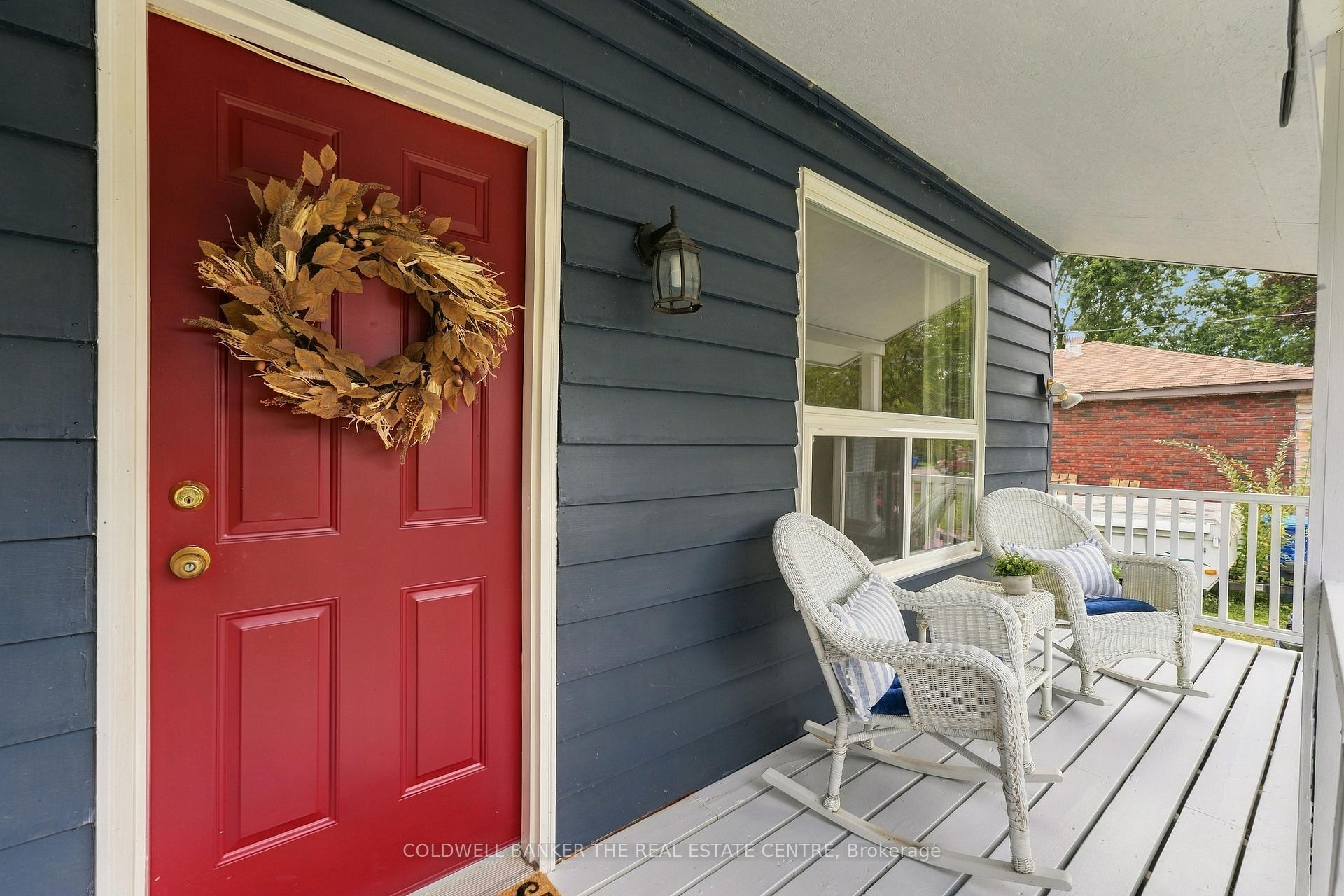 Photo 2 of 293 Kenwood Avenue, Georgina, Keswick South — HOMEH