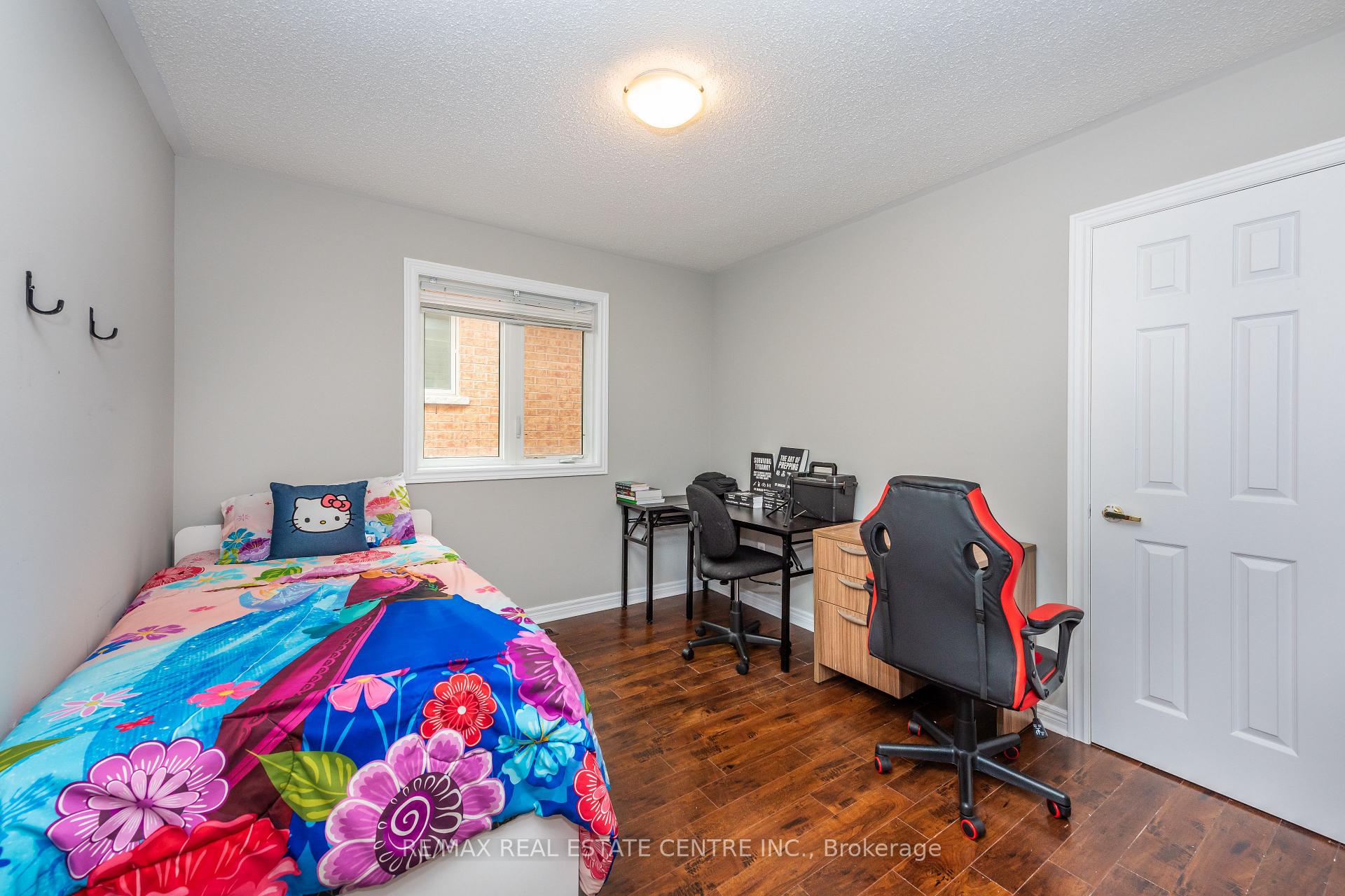 Photo 29 of 456 Laundon Terrace, Milton, Scott — HOMEH