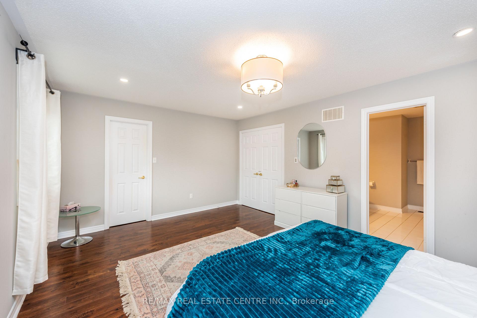 Photo 36 of 456 Laundon Terrace, Milton, Scott — HOMEH