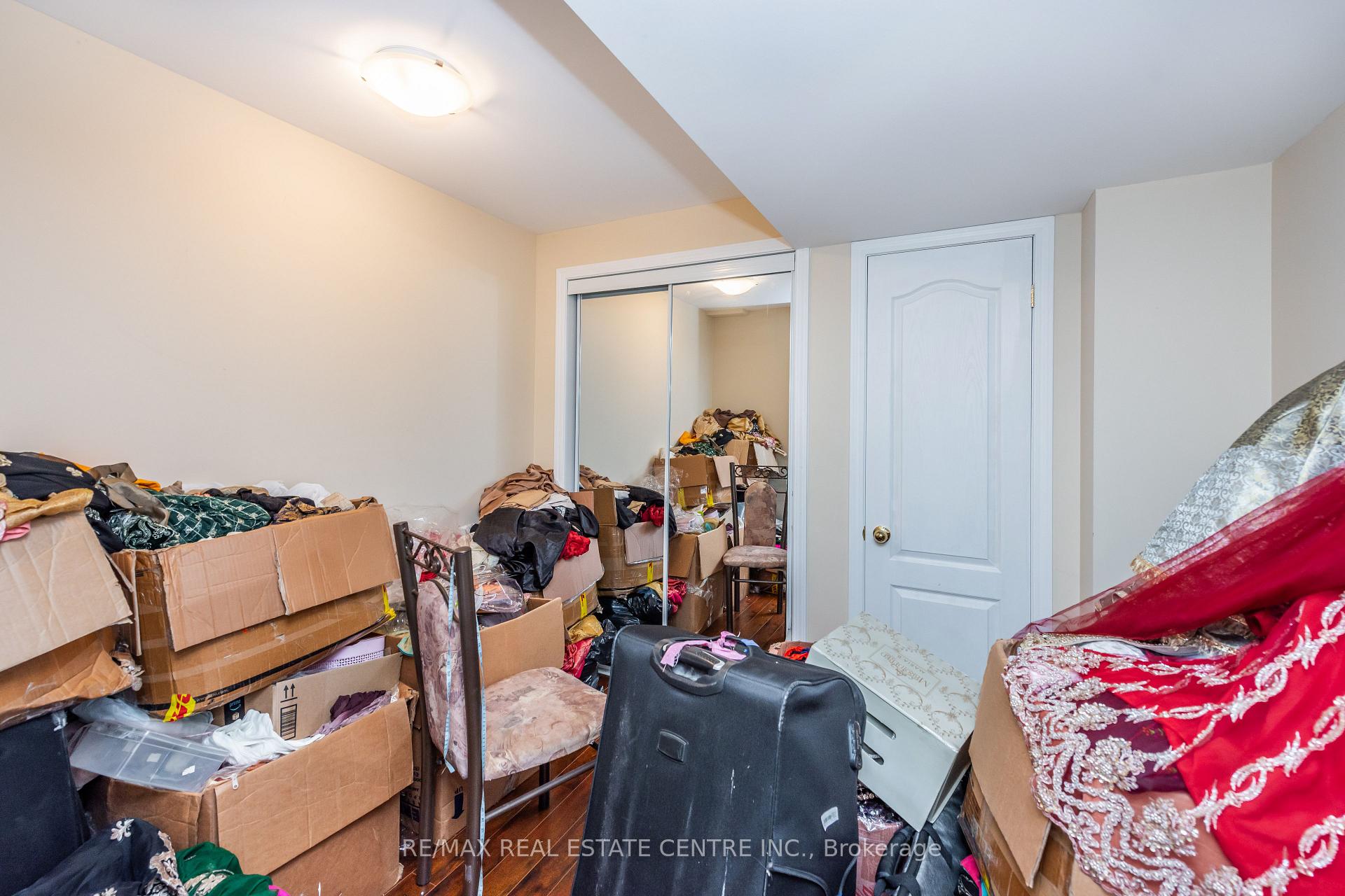 Photo 41 of 456 Laundon Terrace, Milton, Scott — HOMEH