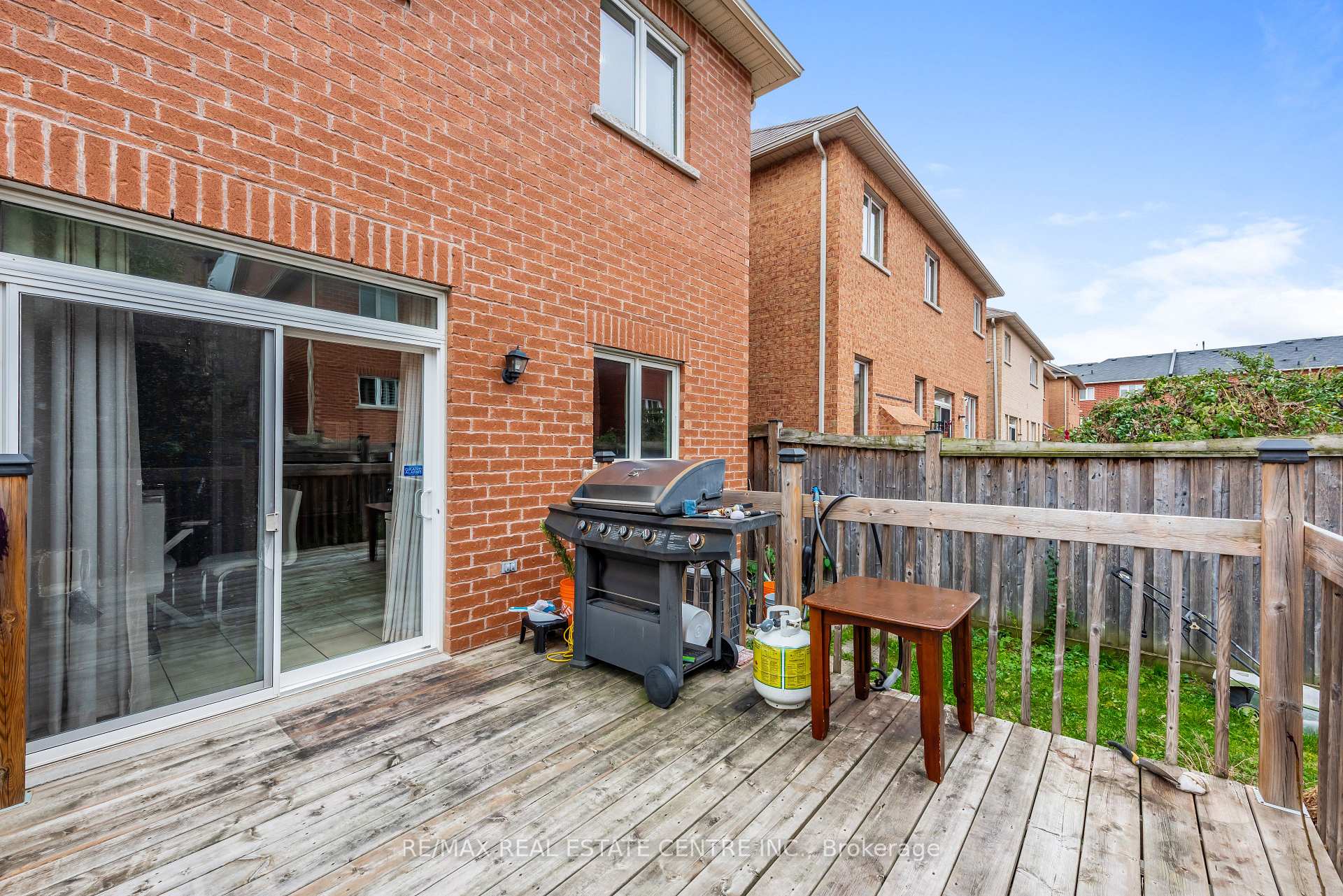 Photo 48 of 456 Laundon Terrace, Milton, Scott — HOMEH