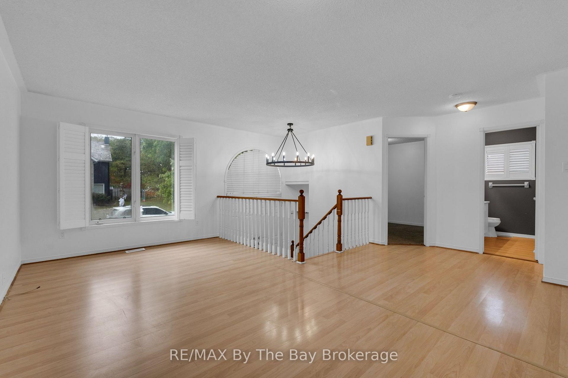 Photo 5 of 5 Brillinger Drive, Wasaga Beach — HOMEH