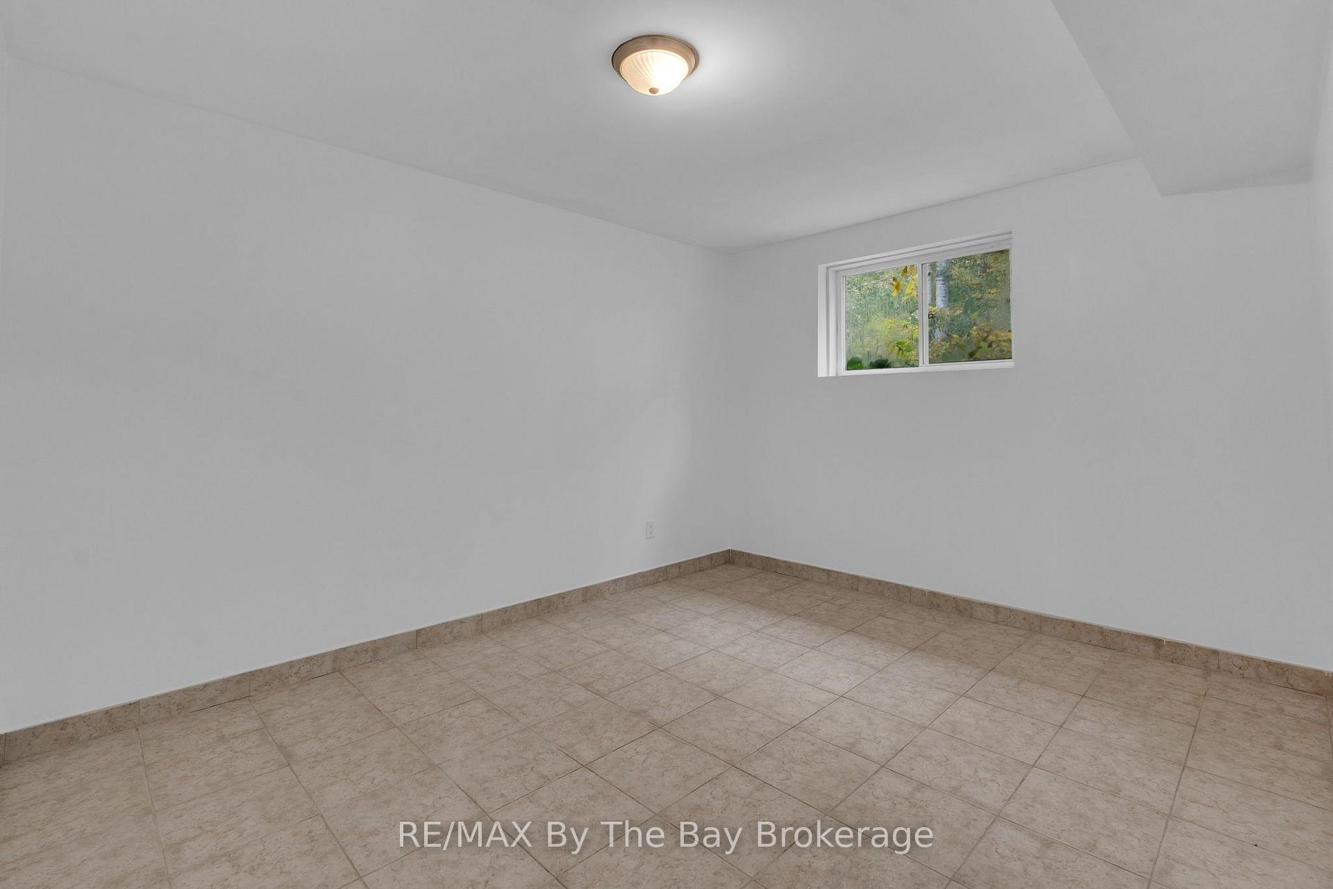 Photo 19 of 5 Brillinger Drive, Wasaga Beach — HOMEH