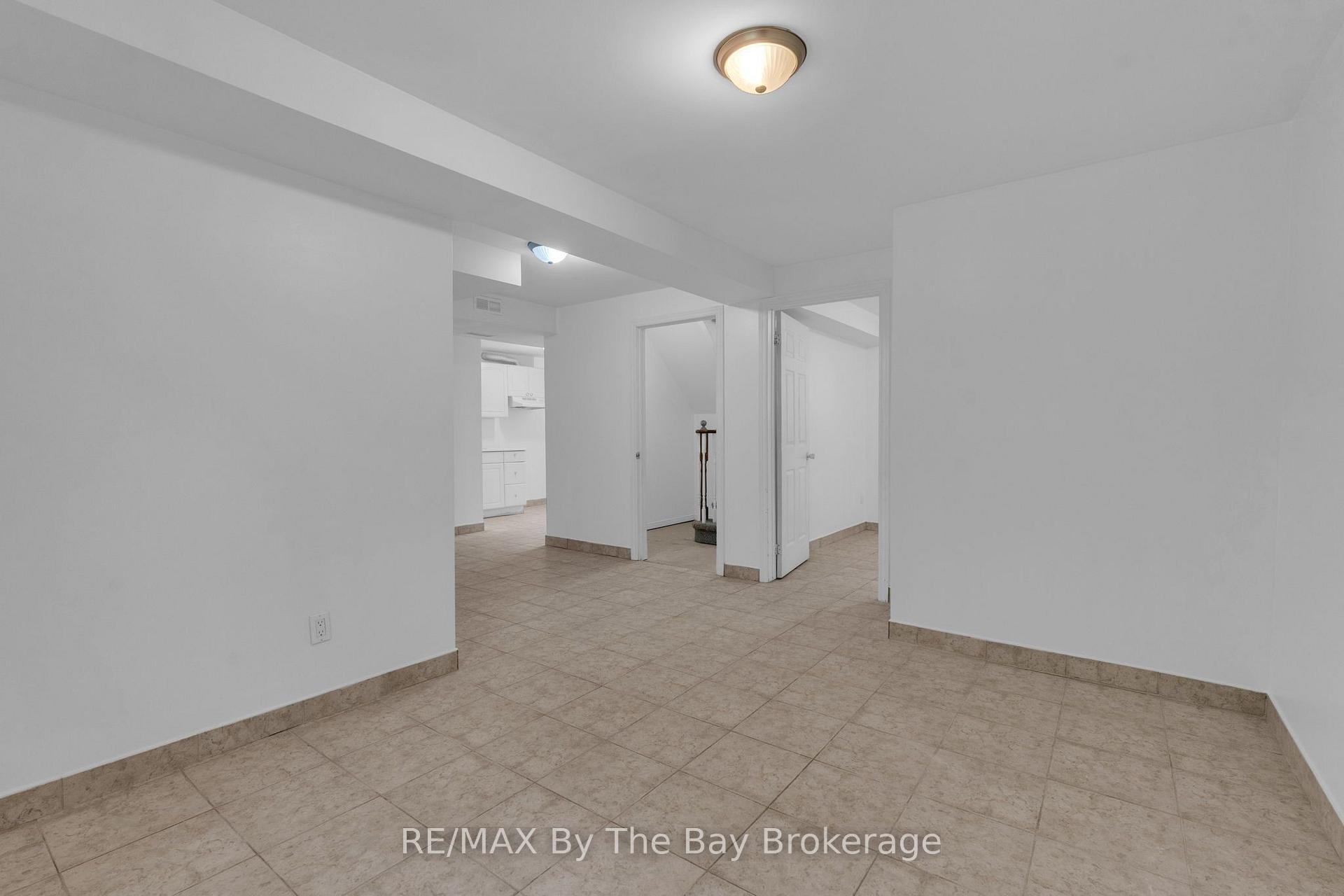 Photo 20 of 5 Brillinger Drive, Wasaga Beach — HOMEH