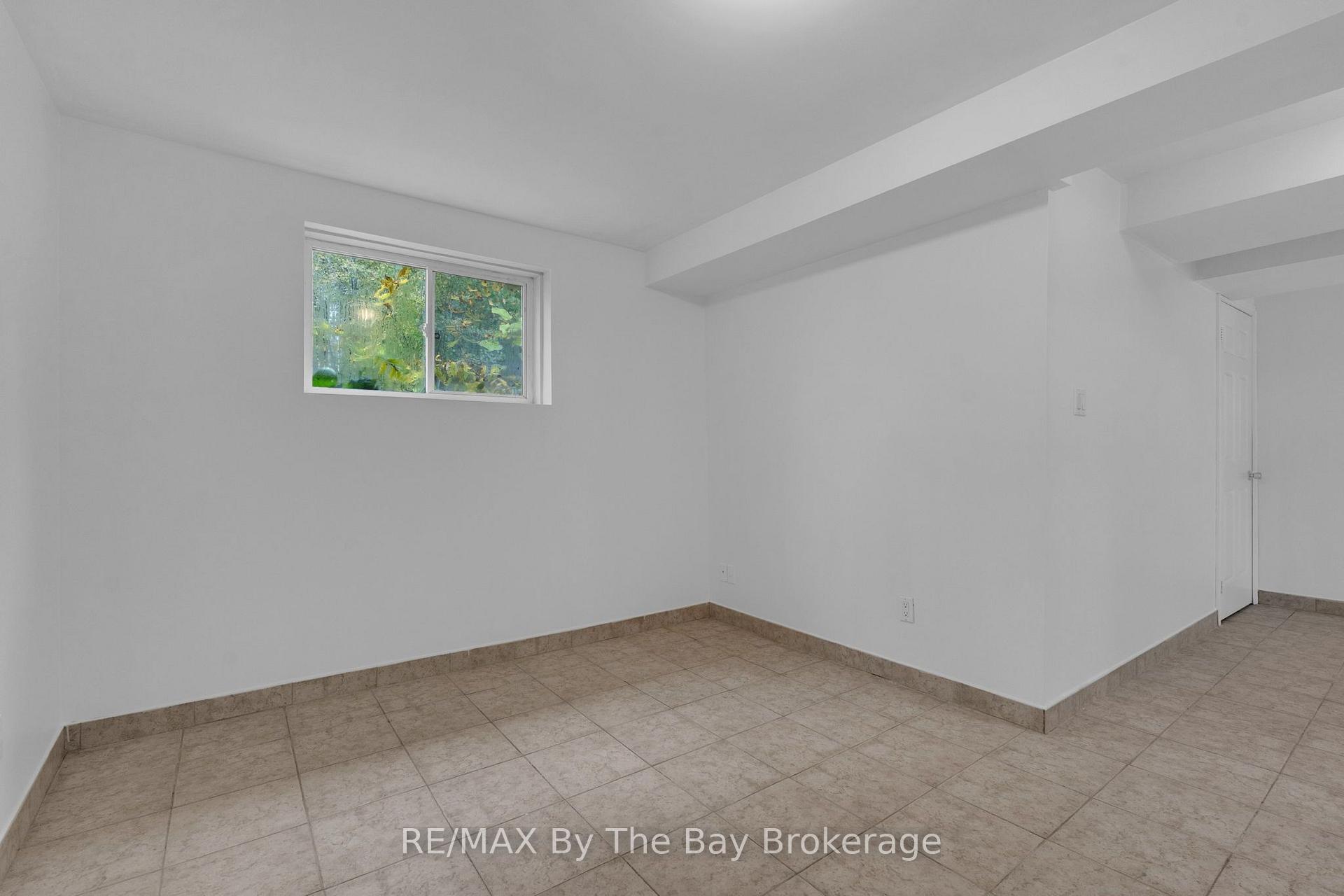 Photo 22 of 5 Brillinger Drive, Wasaga Beach — HOMEH