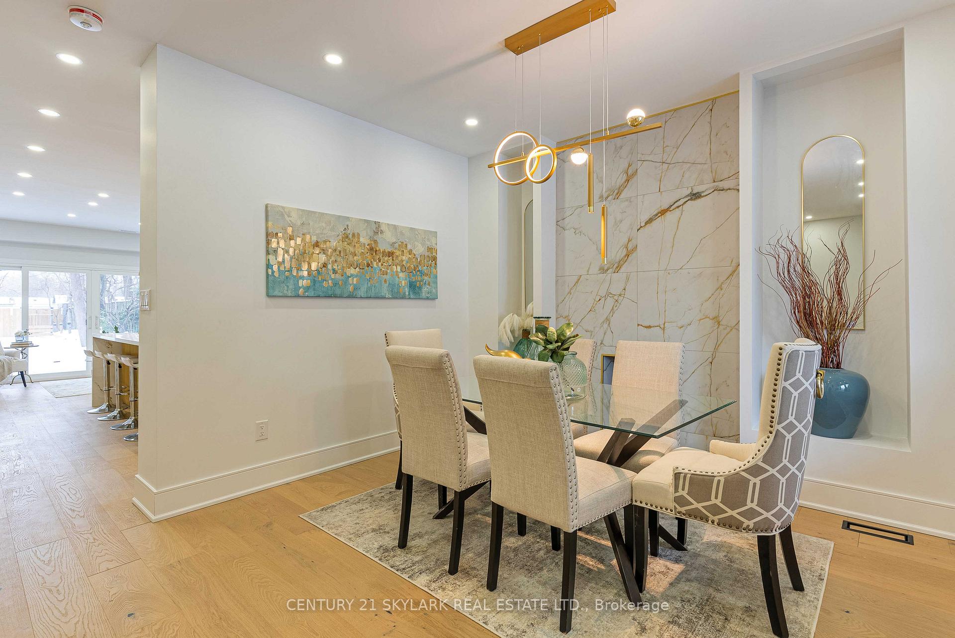 Photo 9 of 208 Gainsborough Road, Toronto, Woodbine Corridor — HOMEH