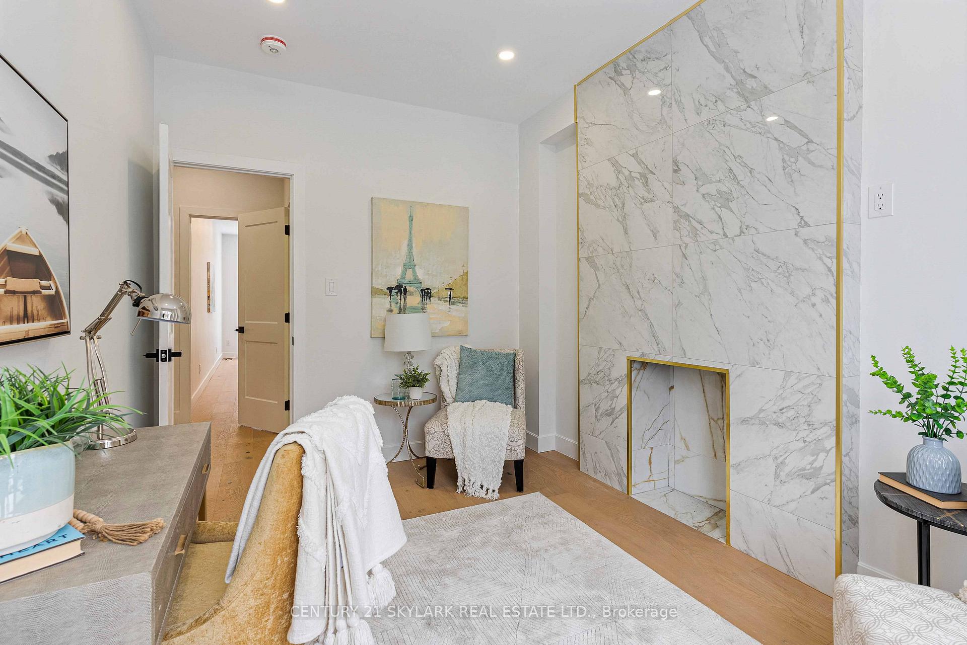 Photo 20 of 208 Gainsborough Road, Toronto, Woodbine Corridor — HOMEH