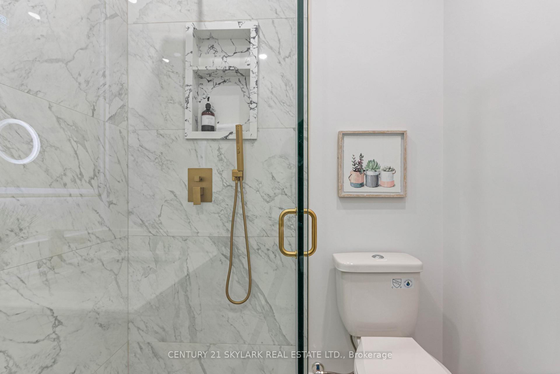 Photo 29 of 208 Gainsborough Road, Toronto, Woodbine Corridor — HOMEH