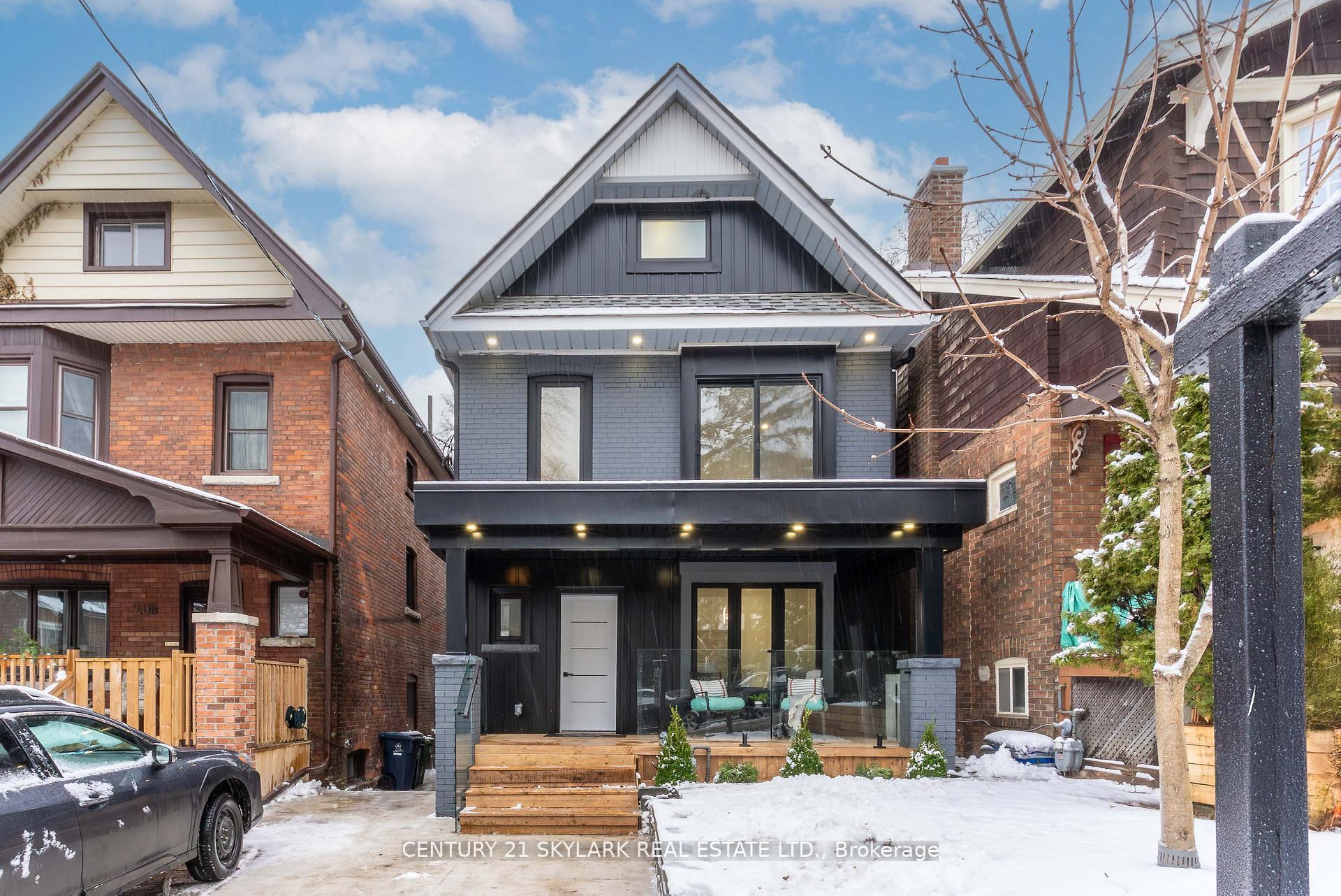 Photo 2 of 208 Gainsborough Road, Toronto, Woodbine Corridor — HOMEH