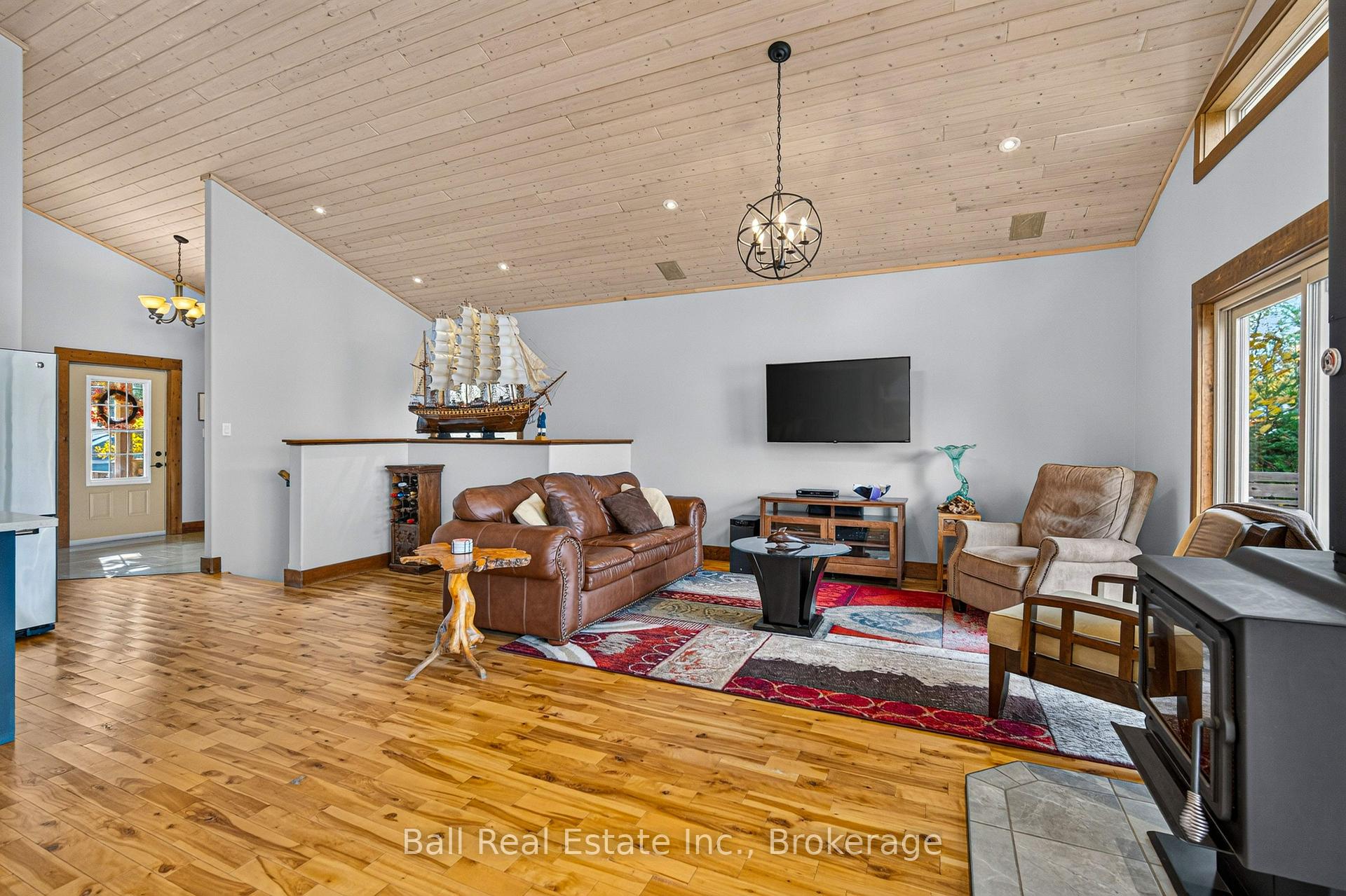 Photo 18 of 1718 South Bayshore Road W, Douro-Dummer — HOMEH
