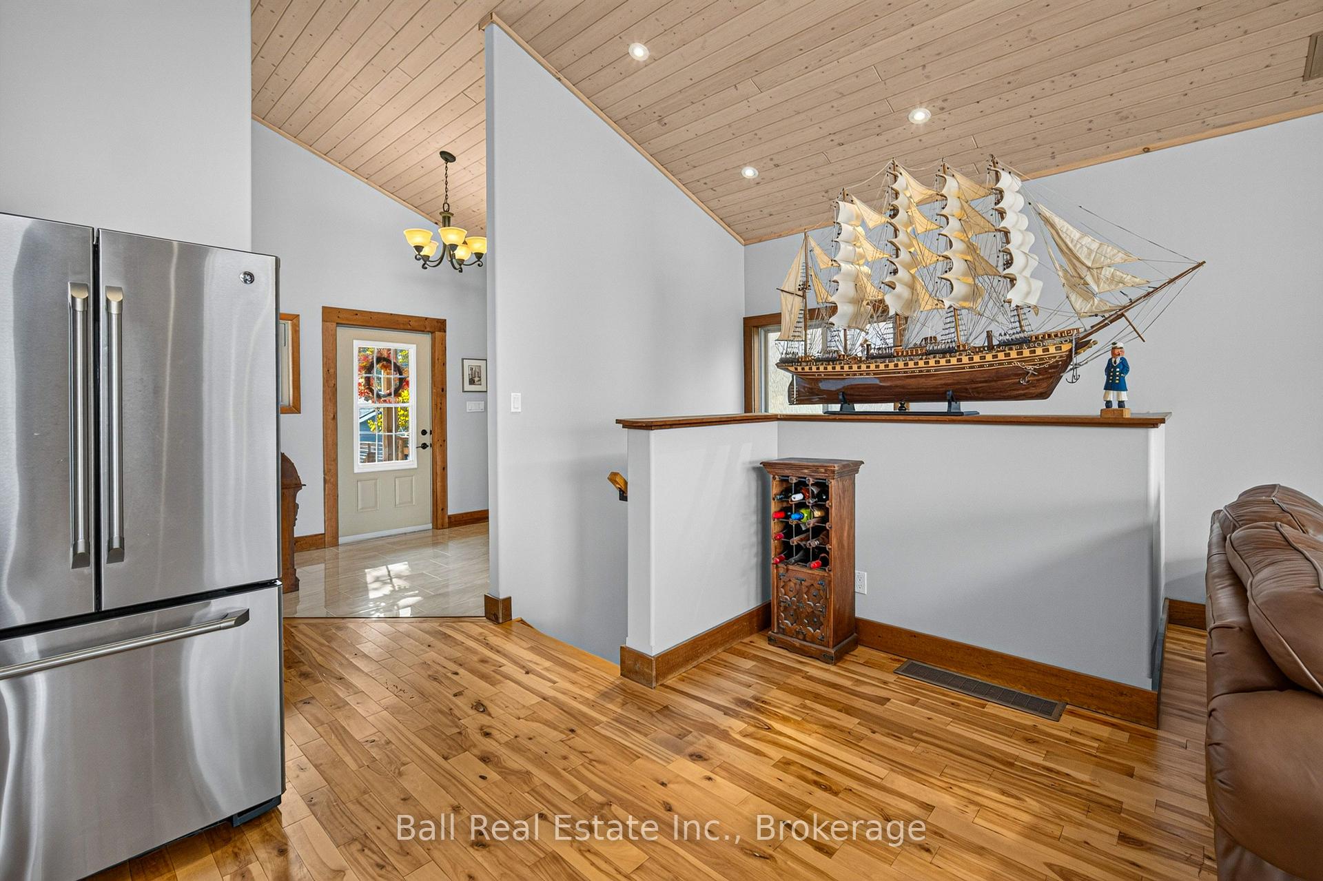 Photo 23 of 1718 South Bayshore Road W, Douro-Dummer — HOMEH