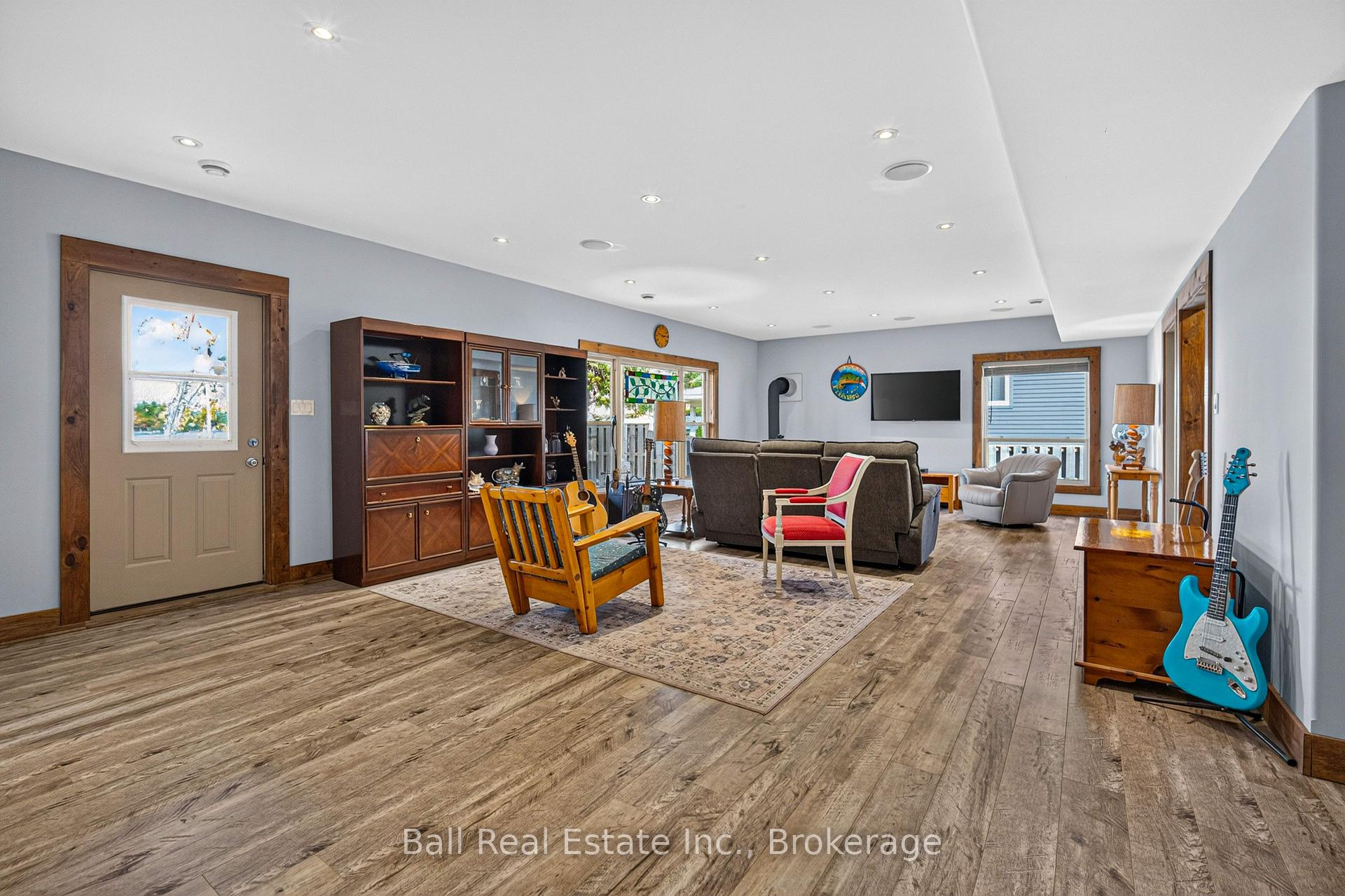 Photo 32 of 1718 South Bayshore Road W, Douro-Dummer — HOMEH