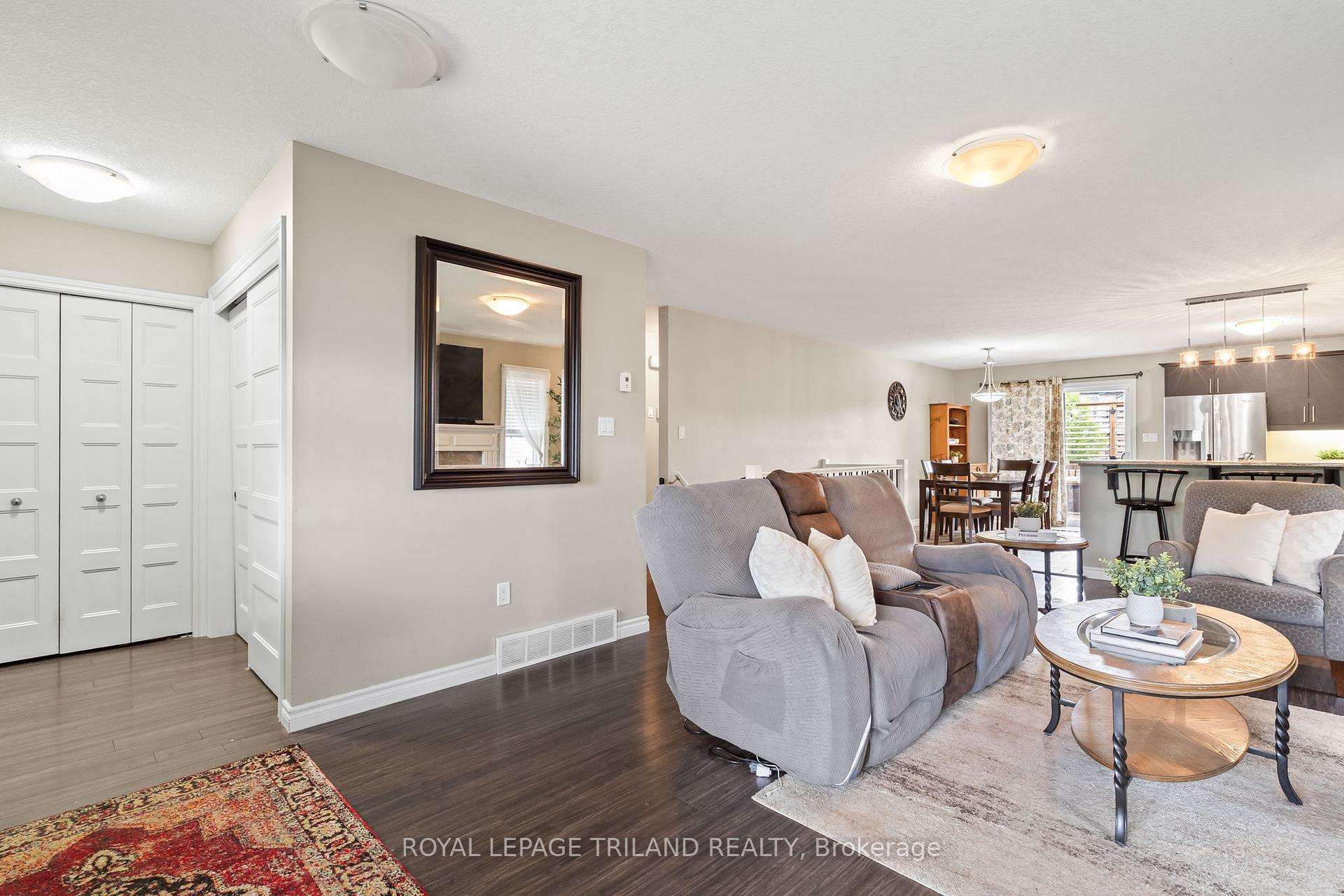 Photo 9 of 38 Leesboro Trail, Thames Centre, Thorndale — HOMEH