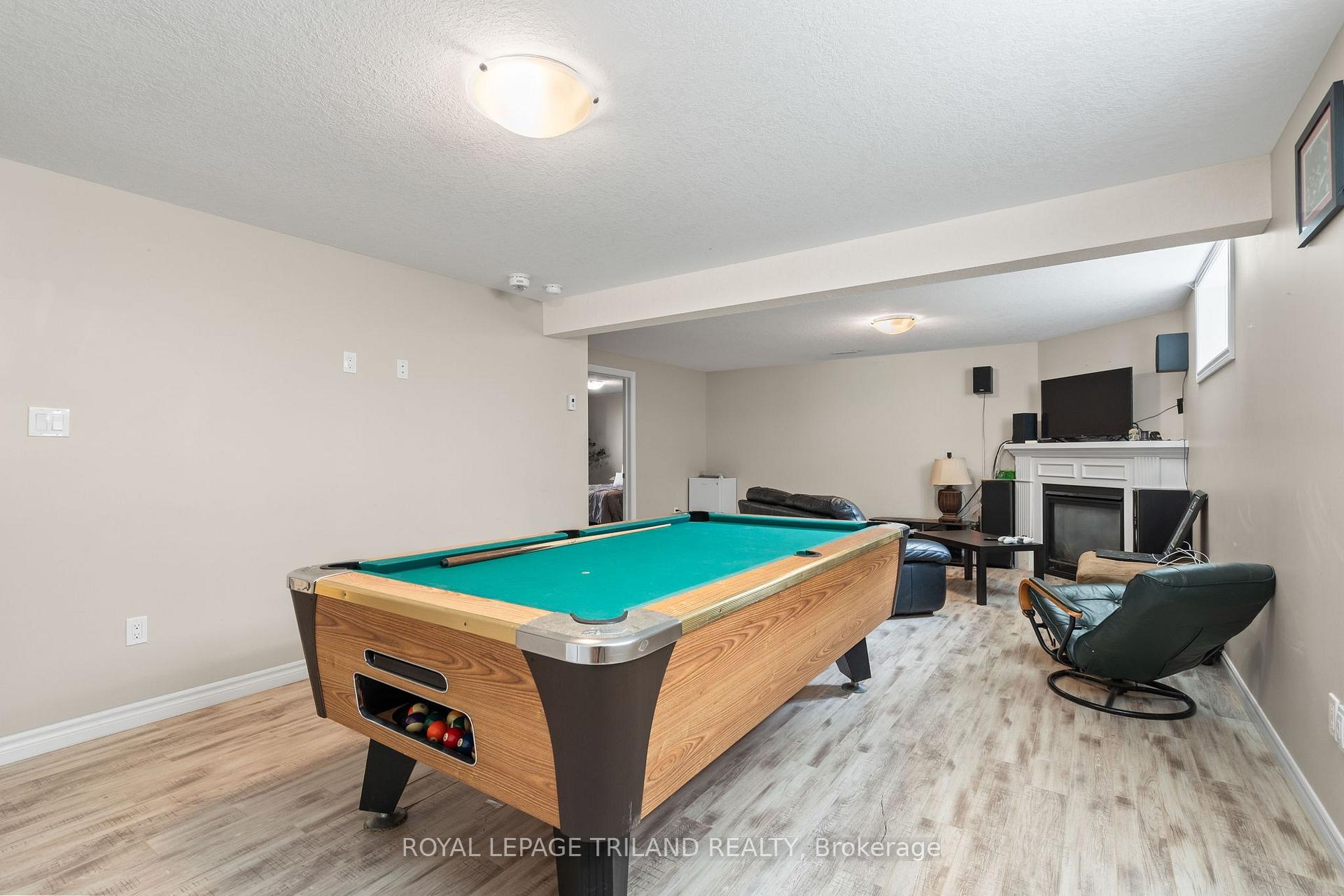 Photo 24 of 38 Leesboro Trail, Thames Centre, Thorndale — HOMEH