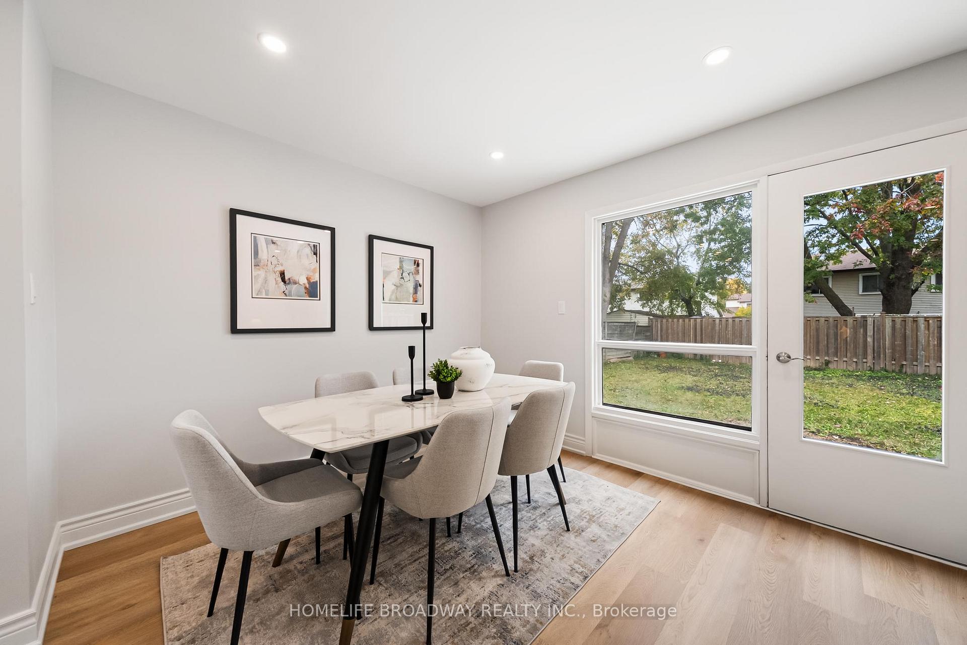 Photo 14 of 44 Hollyberry Trail, North York, Hillcrest Village — HOMEH