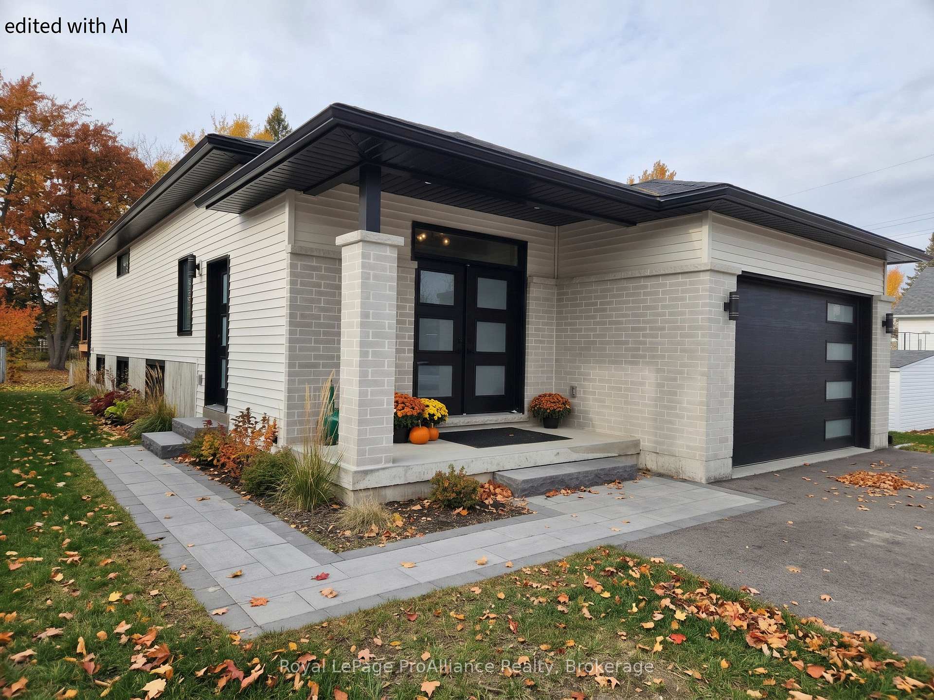 Photo 2 of Unit B, 8 Aldersgate Drive, Belleville, Belleville Ward — HOMEH