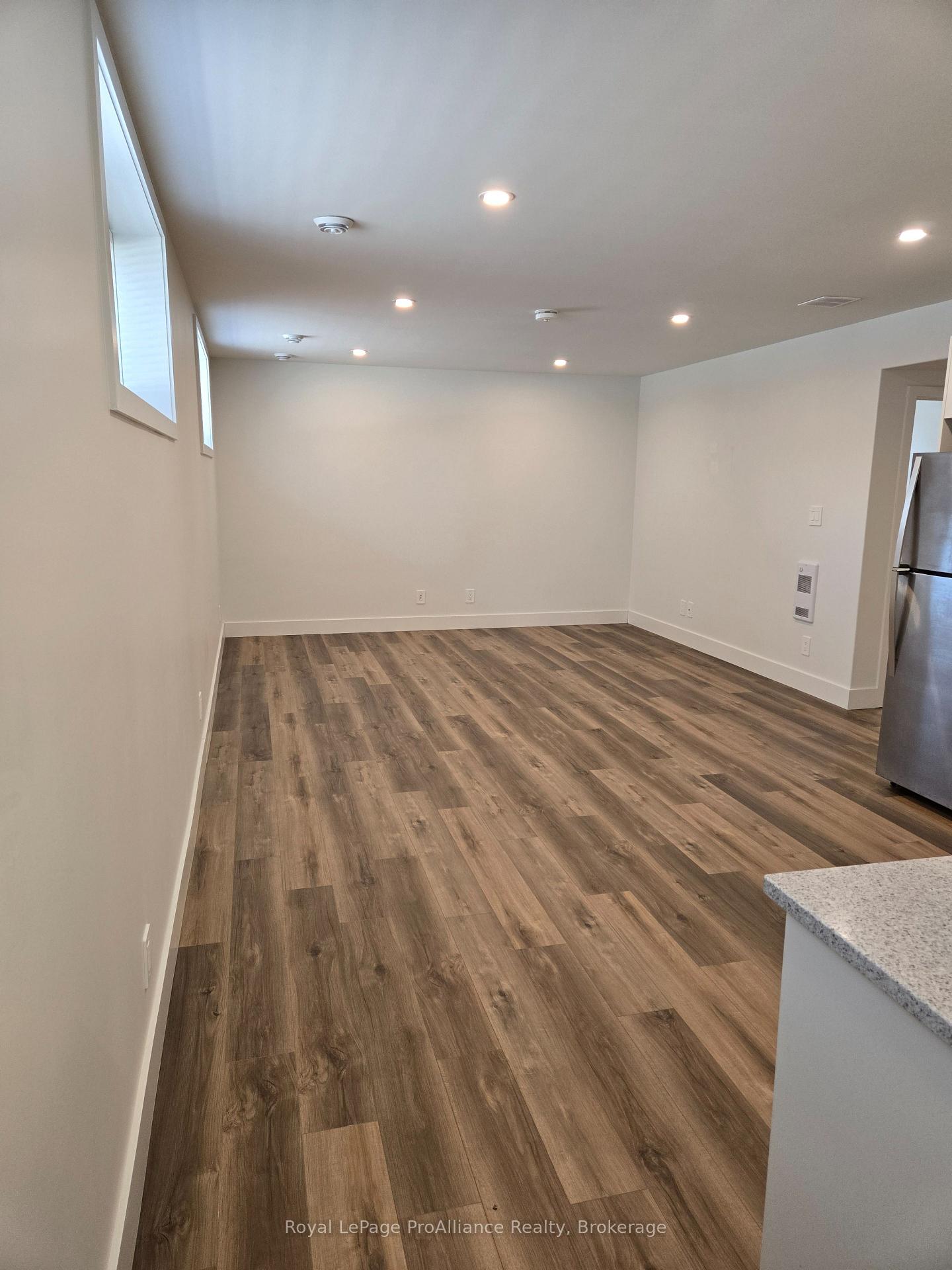 Photo 6 of Unit B, 8 Aldersgate Drive, Belleville, Belleville Ward — HOMEH