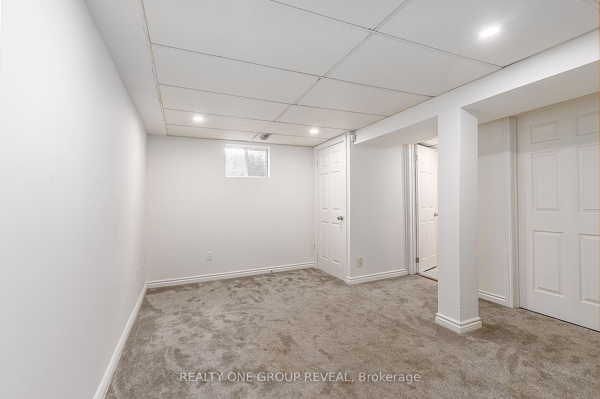 Photo 21 of 938 Harding Street, Whitby, Downtown Whitby — HOMEH