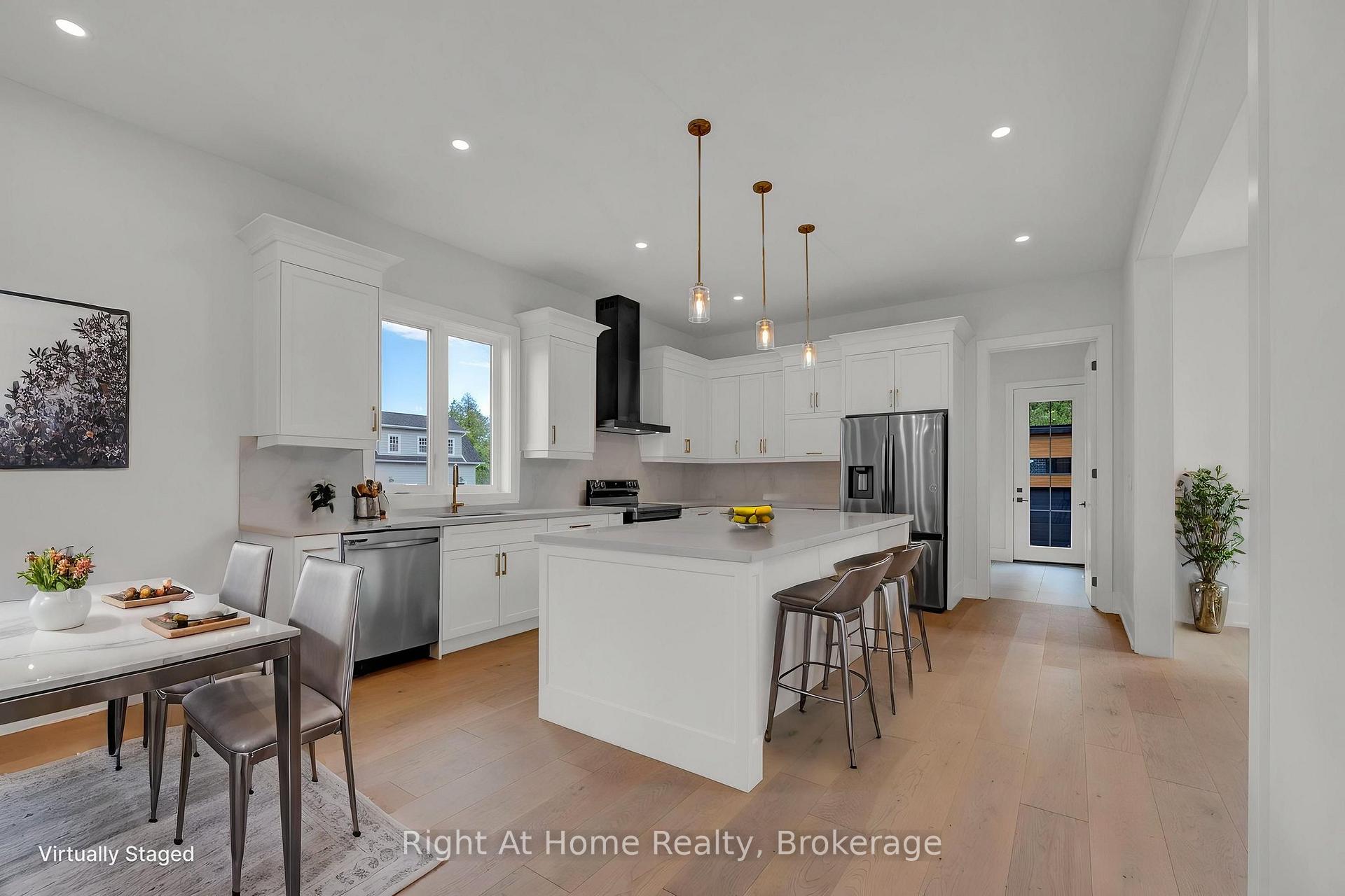 Photo 10 of 213 Suzanne Mess Boulevard, Cobourg — HOMEH
