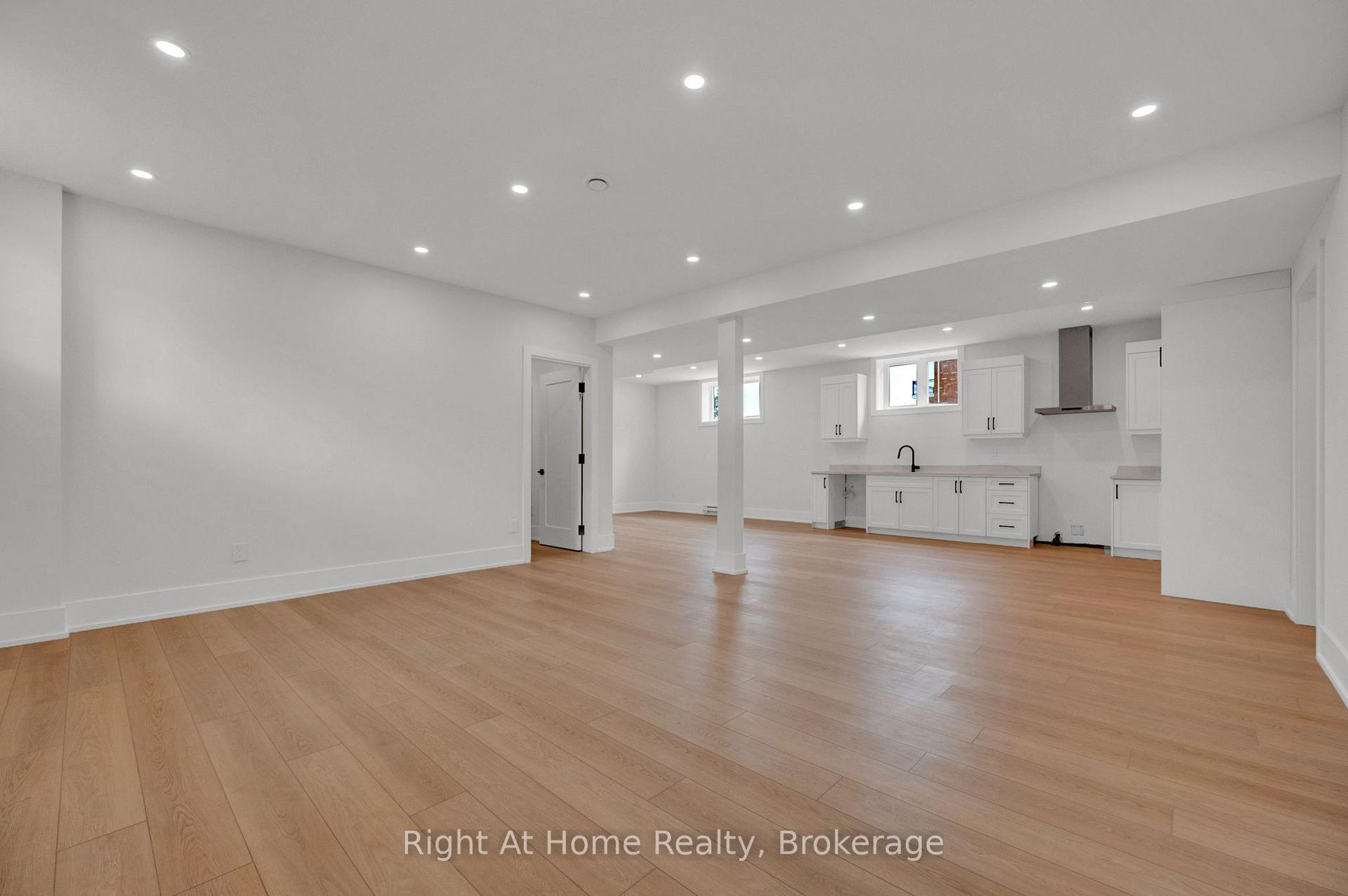 Photo 29 of 213 Suzanne Mess Boulevard, Cobourg — HOMEH