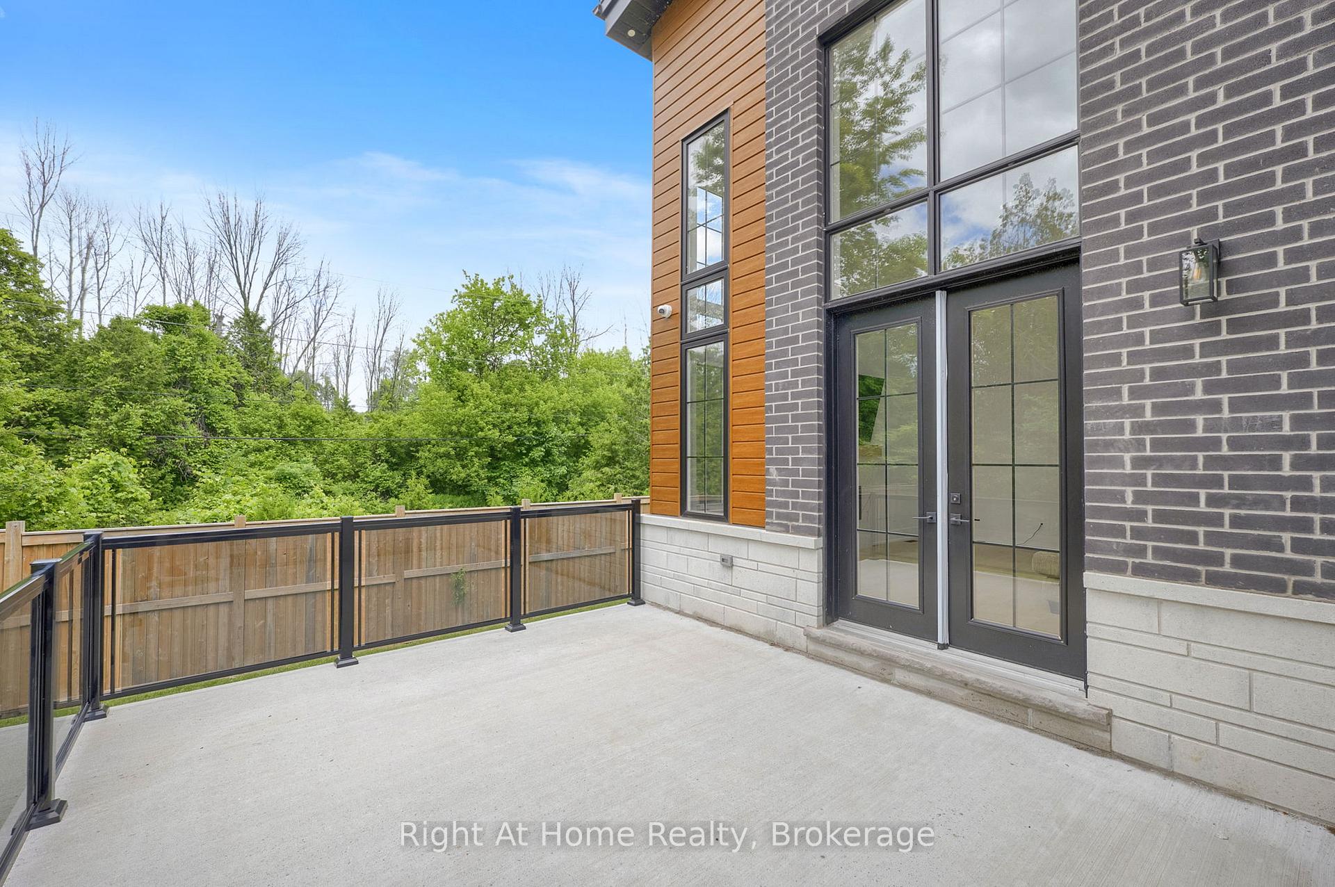 Photo 37 of 213 Suzanne Mess Boulevard, Cobourg — HOMEH