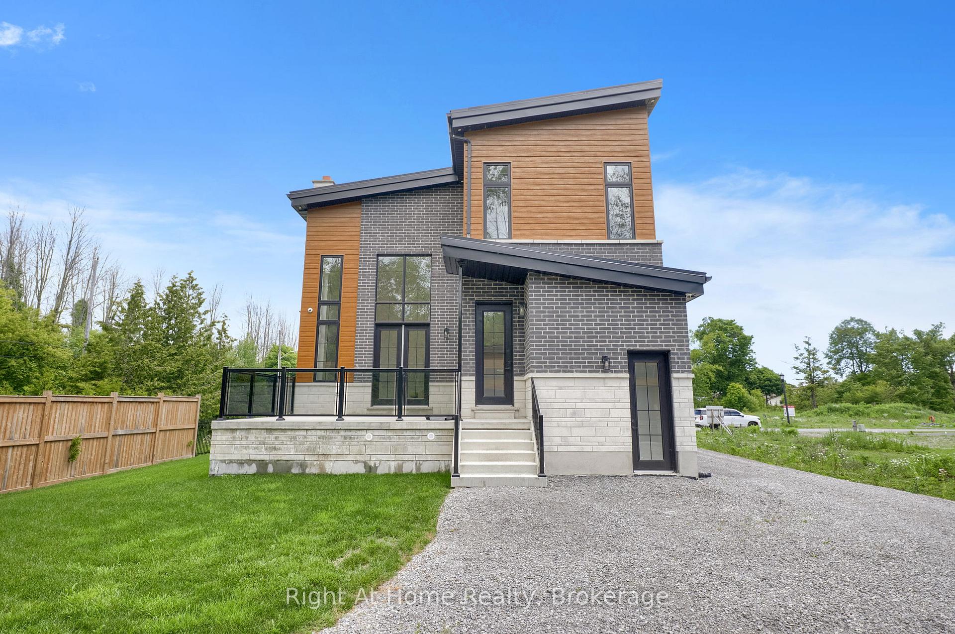 Photo 38 of 213 Suzanne Mess Boulevard, Cobourg — HOMEH