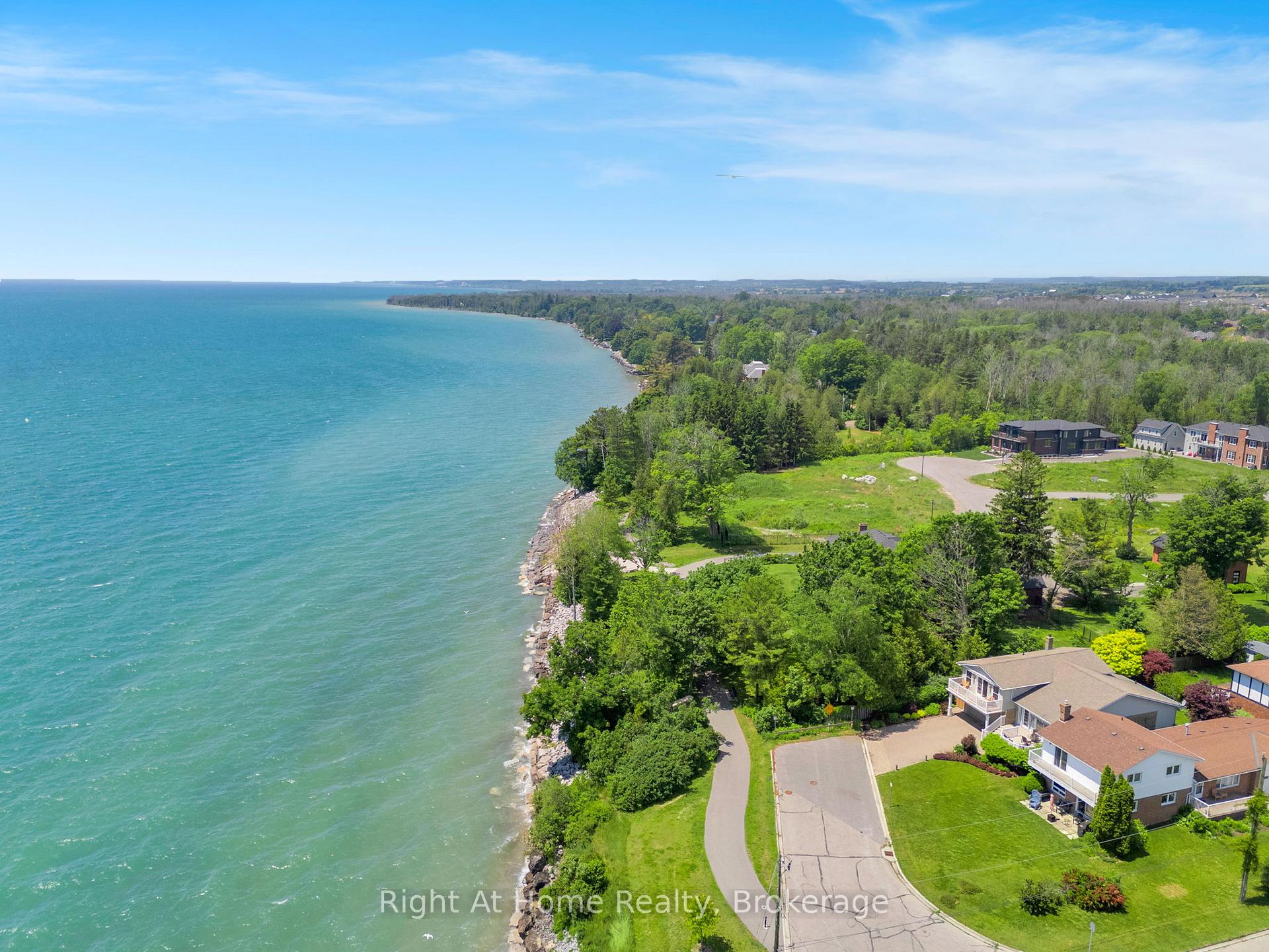 Photo 47 of 213 Suzanne Mess Boulevard, Cobourg — HOMEH