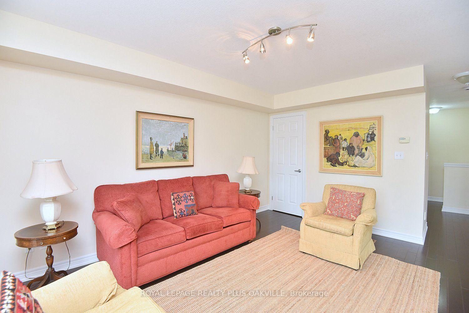 Photo 23 of 621 Budgeon Common, Burlington, Shoreacres — HOMEH