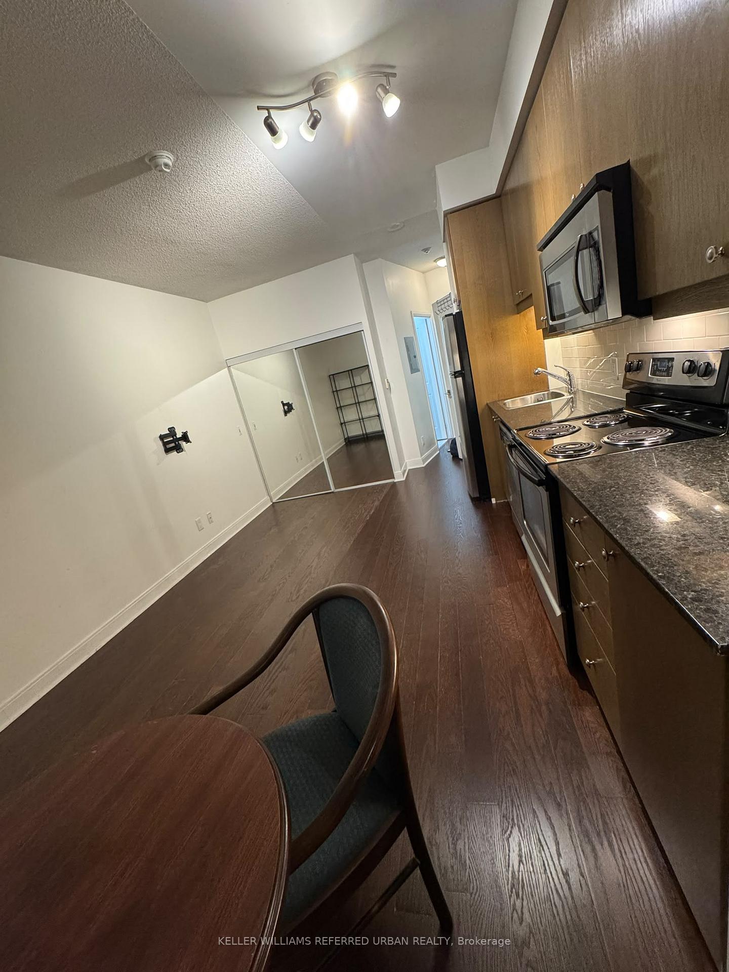 Photo 6 of Unit 3109, 1 Scott Street, Toronto, Waterfront Communities — HOMEH