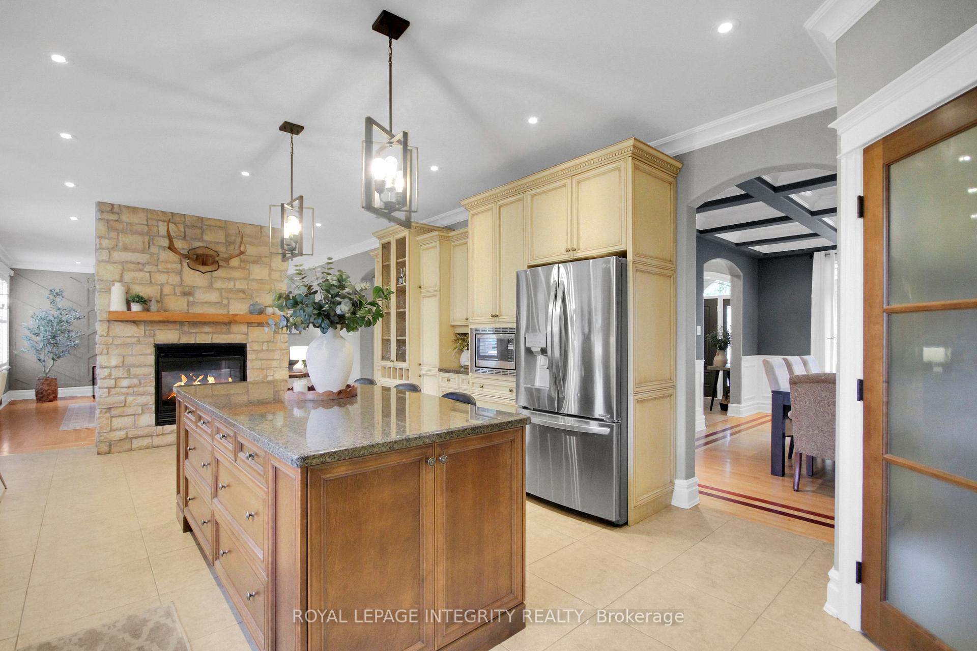 Photo 10 of 47 Shining Star Circle, Ottawa, Stittsville (South) — HOMEH