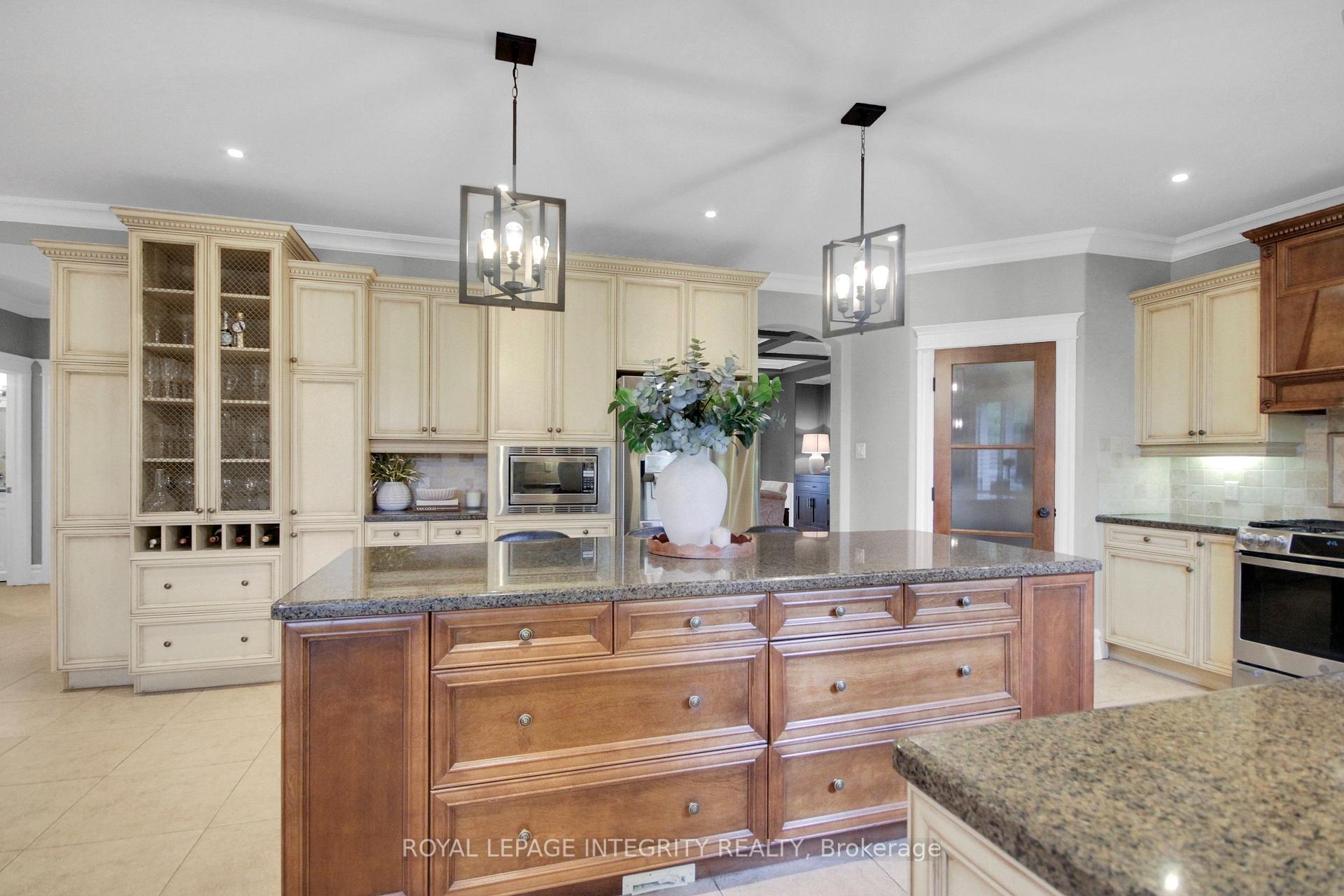 Photo 14 of 47 Shining Star Circle, Ottawa, Stittsville (South) — HOMEH