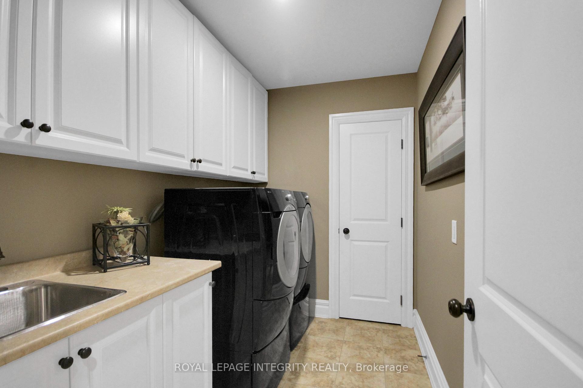 Photo 39 of 47 Shining Star Circle, Ottawa, Stittsville (South) — HOMEH
