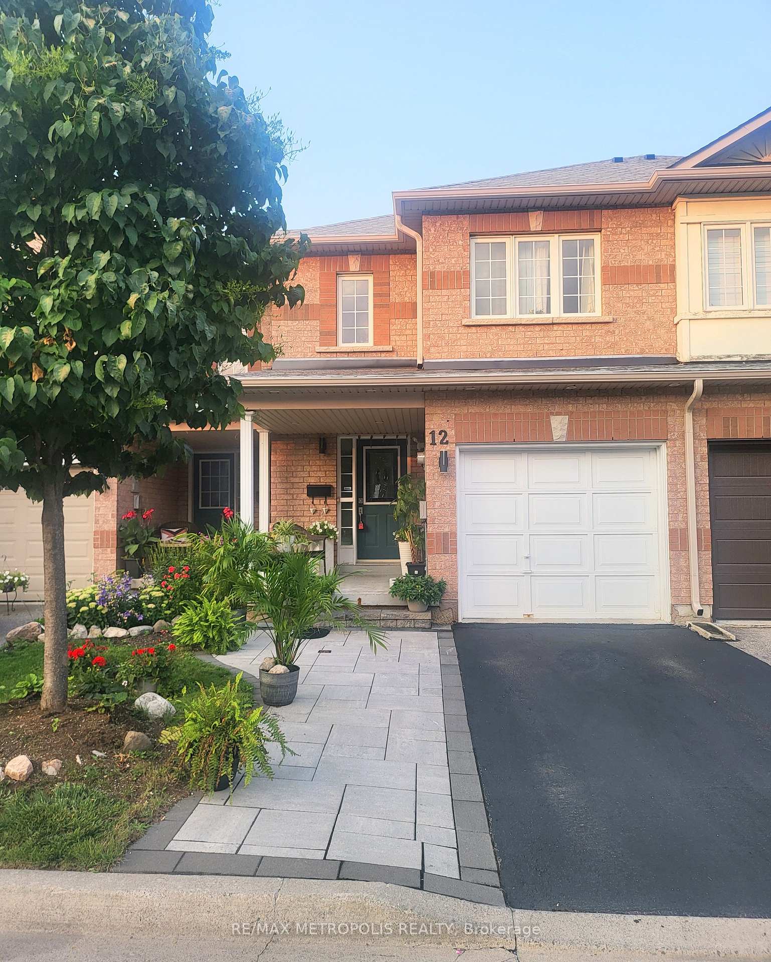 Photo of Unit 12, 435 Middlefield Road
