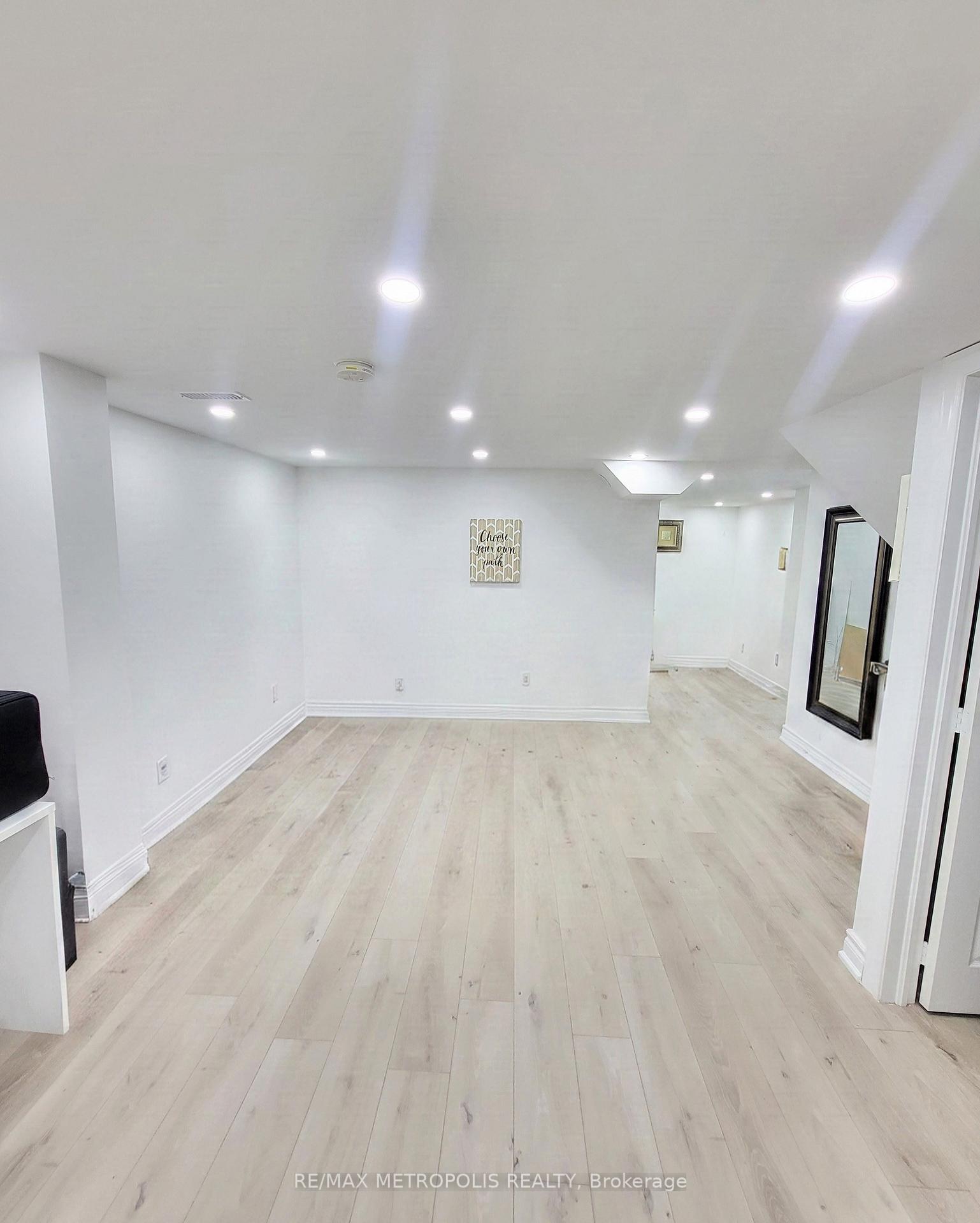 Photo 19 of Unit 12, 435 Middlefield Road, Scarborough, Agincourt North — HOMEH
