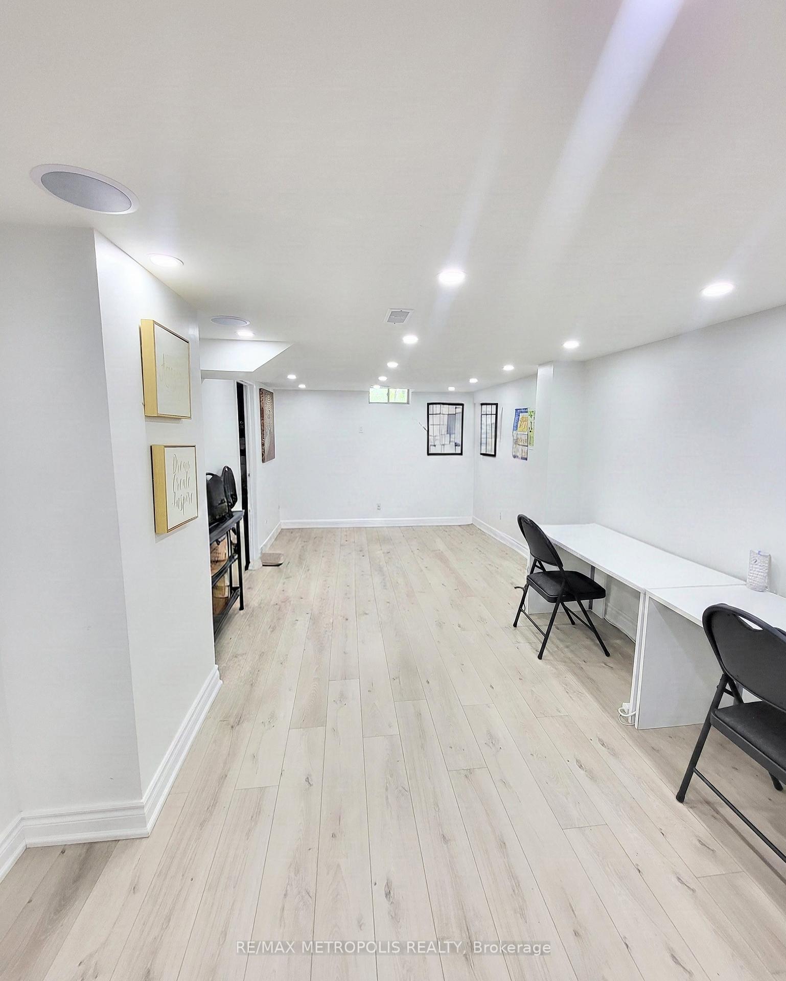 Photo 20 of Unit 12, 435 Middlefield Road, Scarborough, Agincourt North — HOMEH