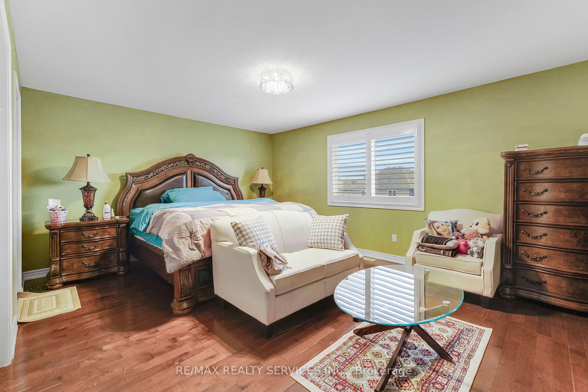 Photo 20 of 16 Sistine Court, Hamilton, Carpenter — HOMEH