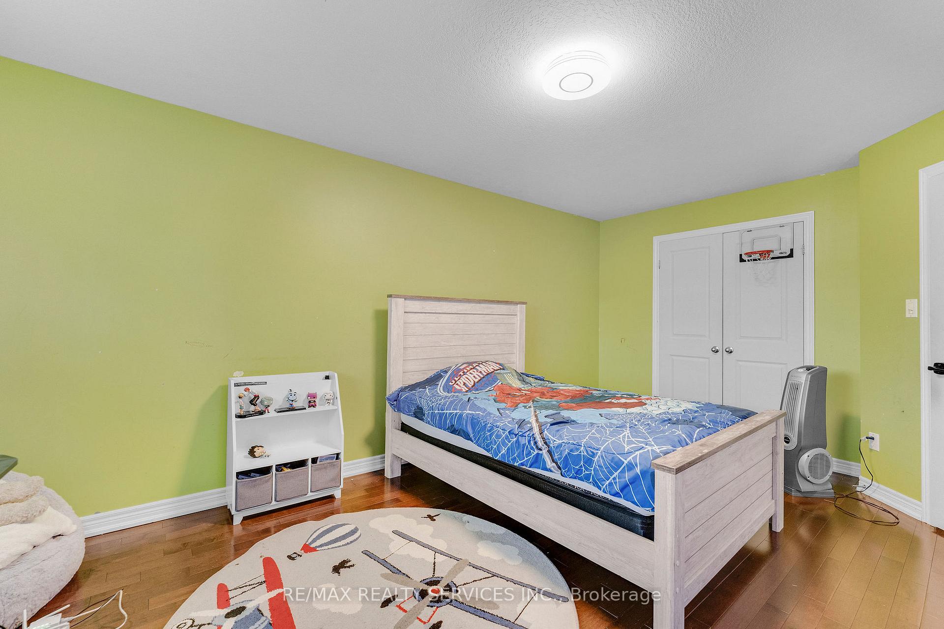 Photo 25 of 16 Sistine Court, Hamilton, Carpenter — HOMEH