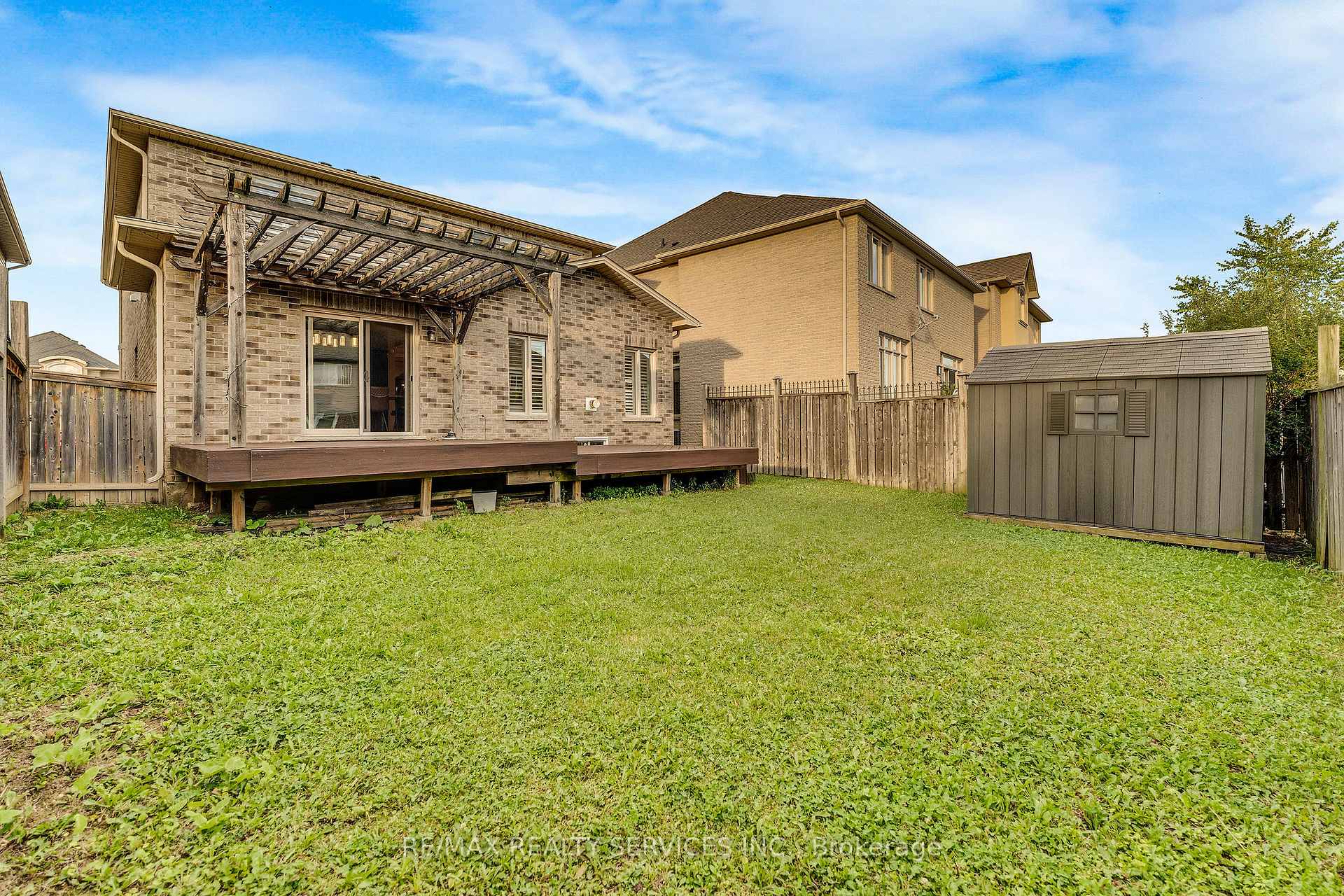 Photo 32 of 16 Sistine Court, Hamilton, Carpenter — HOMEH