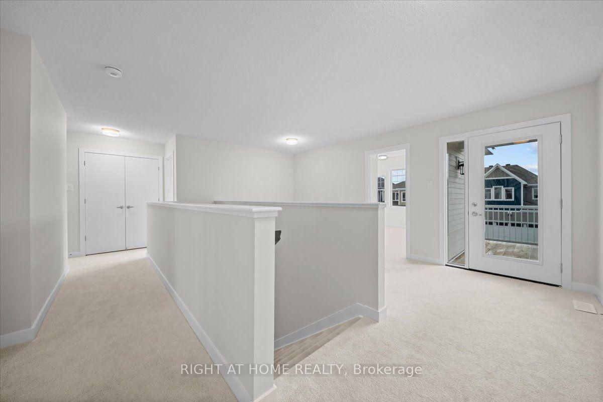 Photo 17 of 74 Hackamore Crescent, Ottawa, Goulbourn Twp From Franktown Rd/South To Rideau — HOMEH