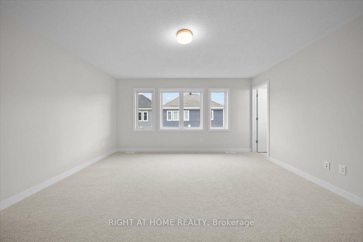 Photo 19 of 74 Hackamore Crescent, Ottawa, Goulbourn Twp From Franktown Rd/South To Rideau — HOMEH