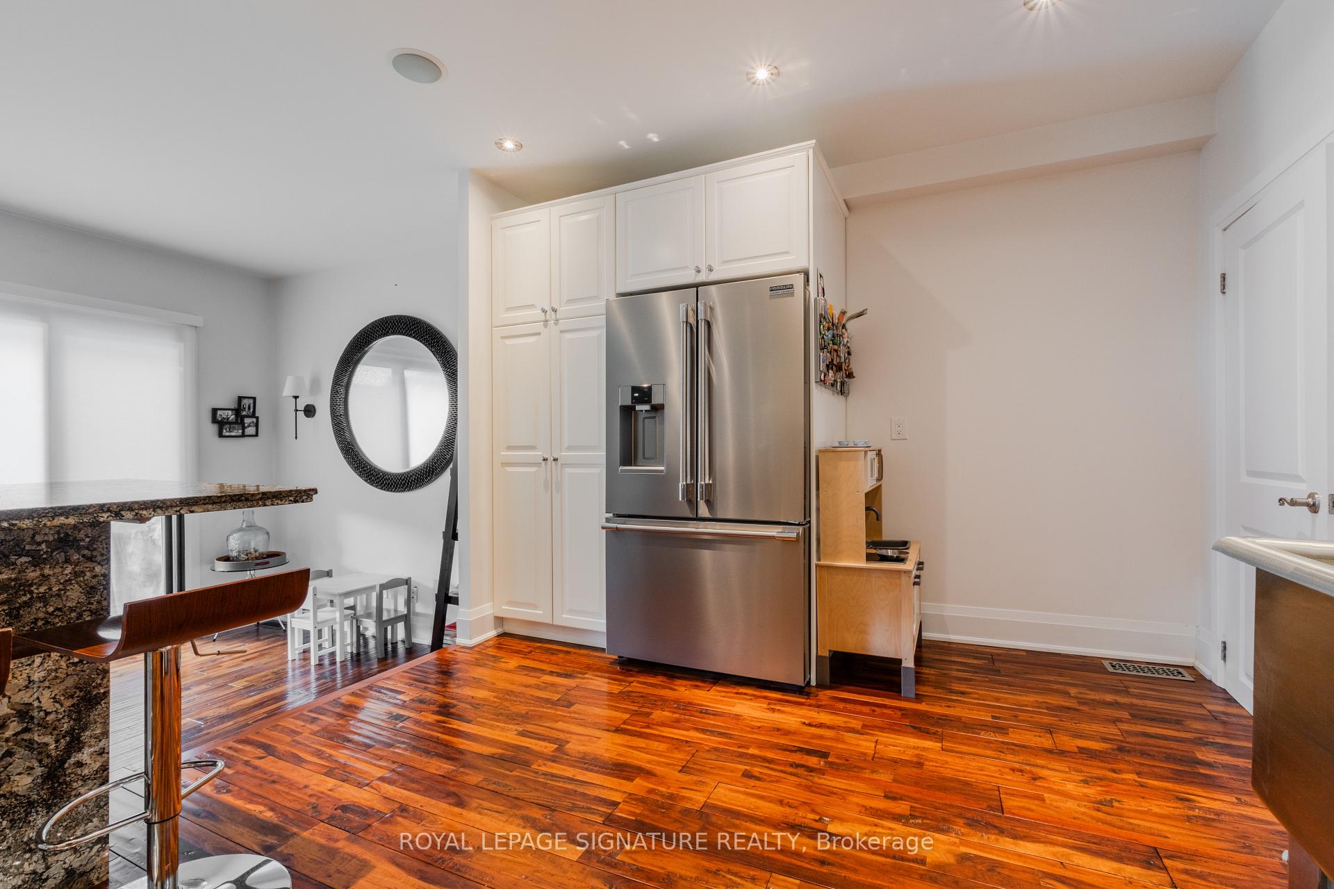Photo 10 of 15 Battenberg Avenue, Toronto, Woodbine Corridor — HOMEH