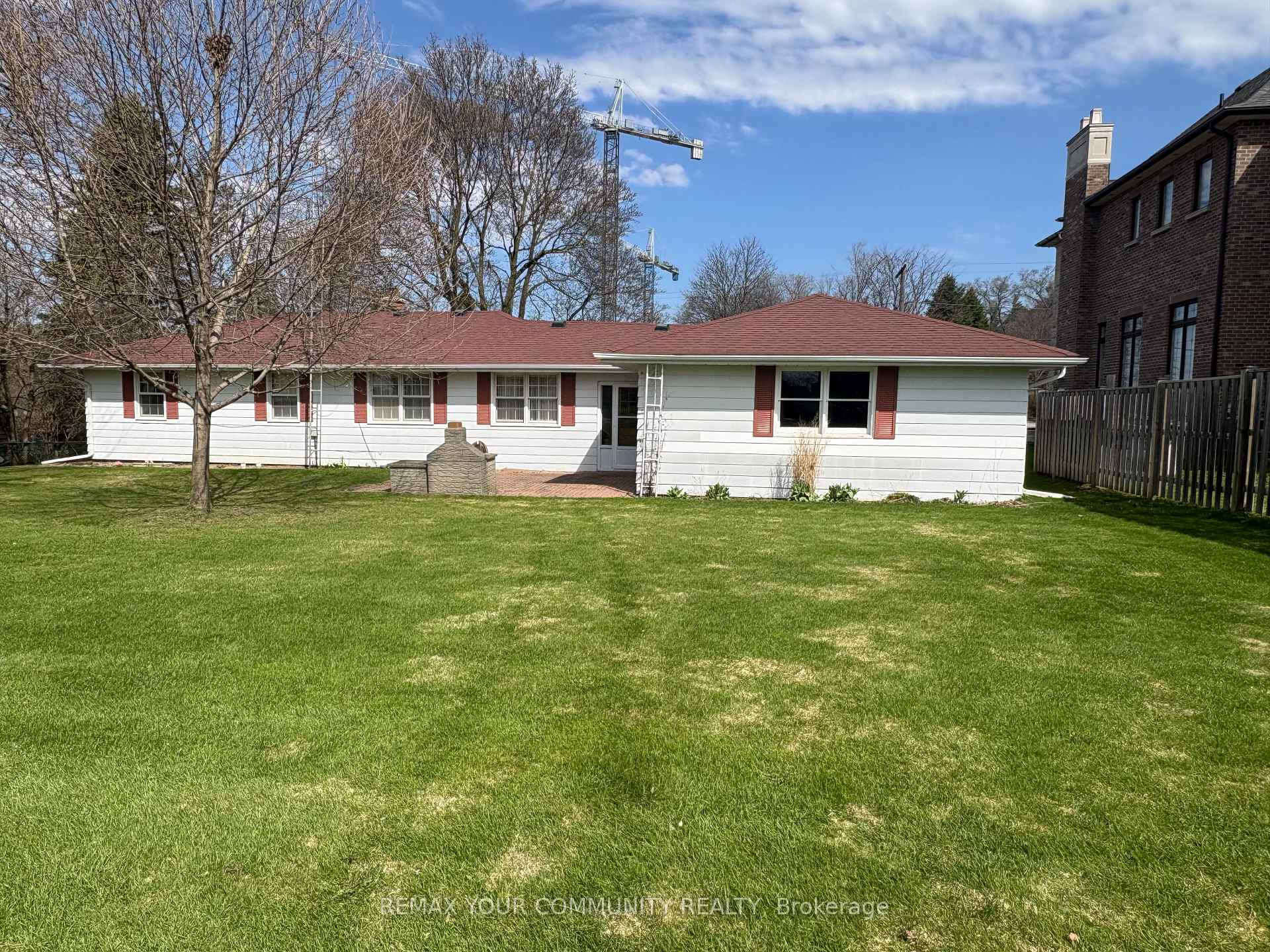 Photo 2 of 29 Patricia Drive, King, King City — HOMEH