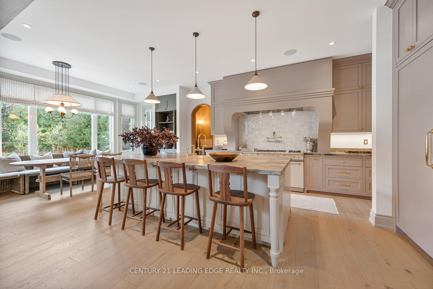 Photo 11 of 43 Newton Reed Crescent, Uxbridge, Rural Uxbridge — HOMEH