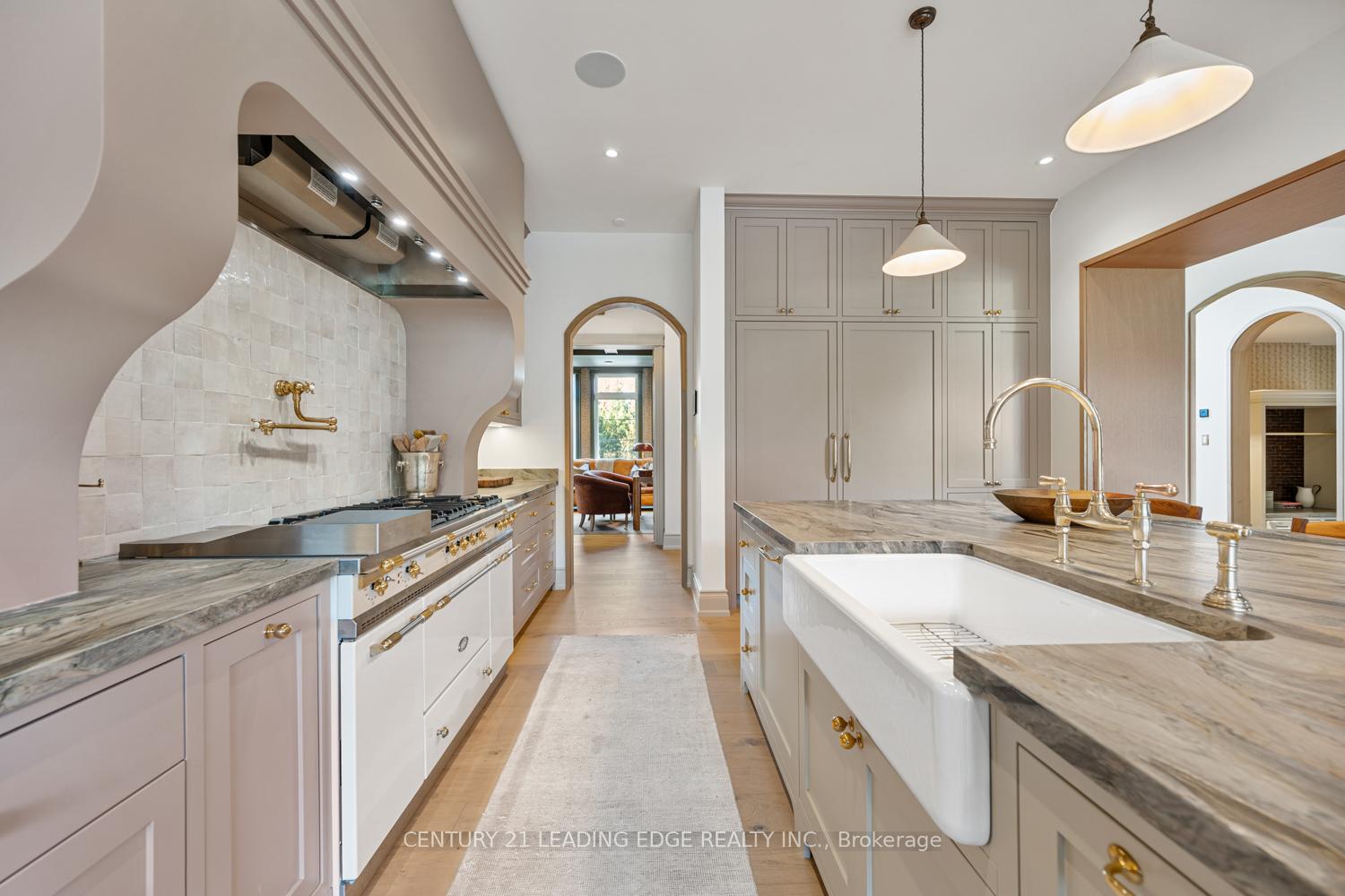 Photo 13 of 43 Newton Reed Crescent, Uxbridge, Rural Uxbridge — HOMEH