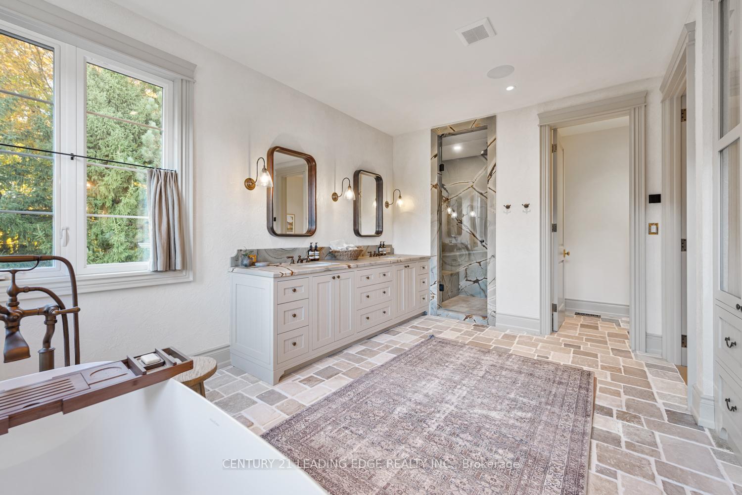 Photo 24 of 43 Newton Reed Crescent, Uxbridge, Rural Uxbridge — HOMEH