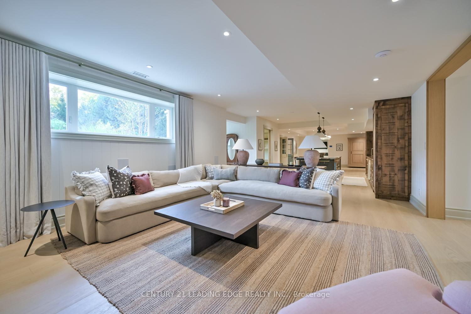 Photo 34 of 43 Newton Reed Crescent, Uxbridge, Rural Uxbridge — HOMEH