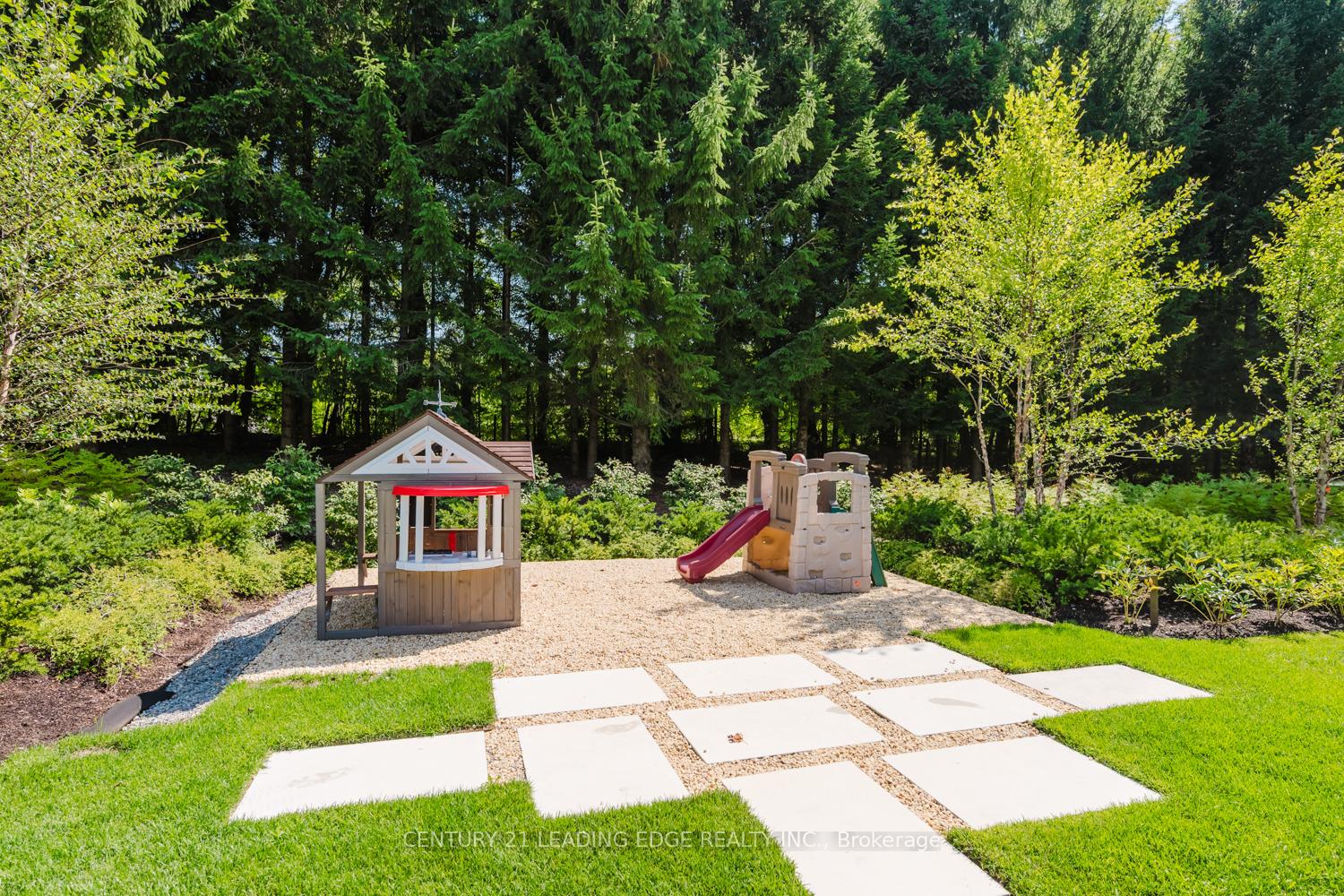 Photo 49 of 43 Newton Reed Crescent, Uxbridge, Rural Uxbridge — HOMEH