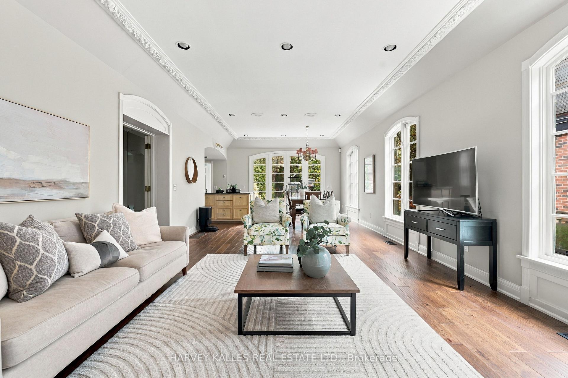 Photo 12 of 148 Strathallan Boulevard, Toronto, Lawrence Park South — HOMEH
