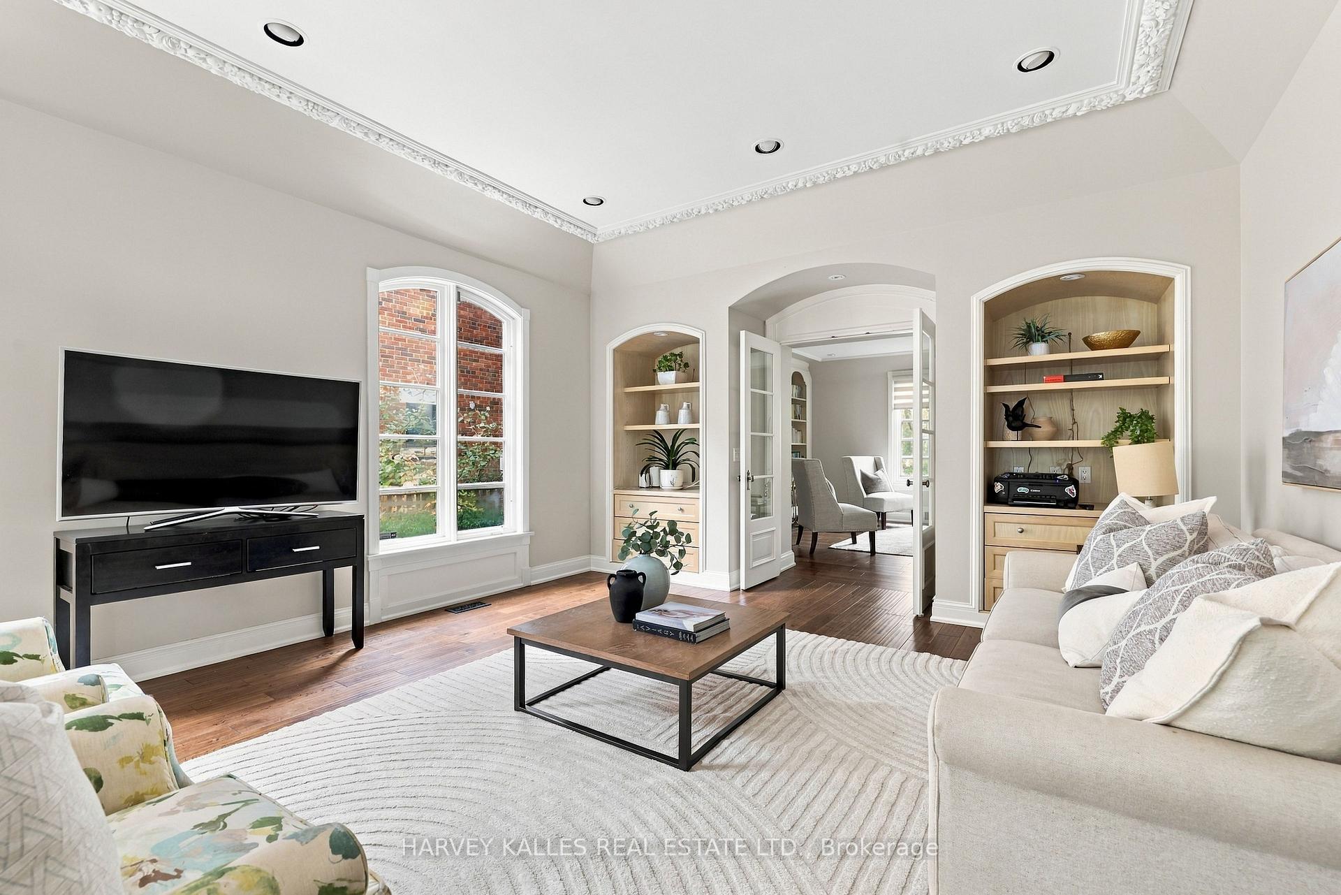 Photo 15 of 148 Strathallan Boulevard, Toronto, Lawrence Park South — HOMEH